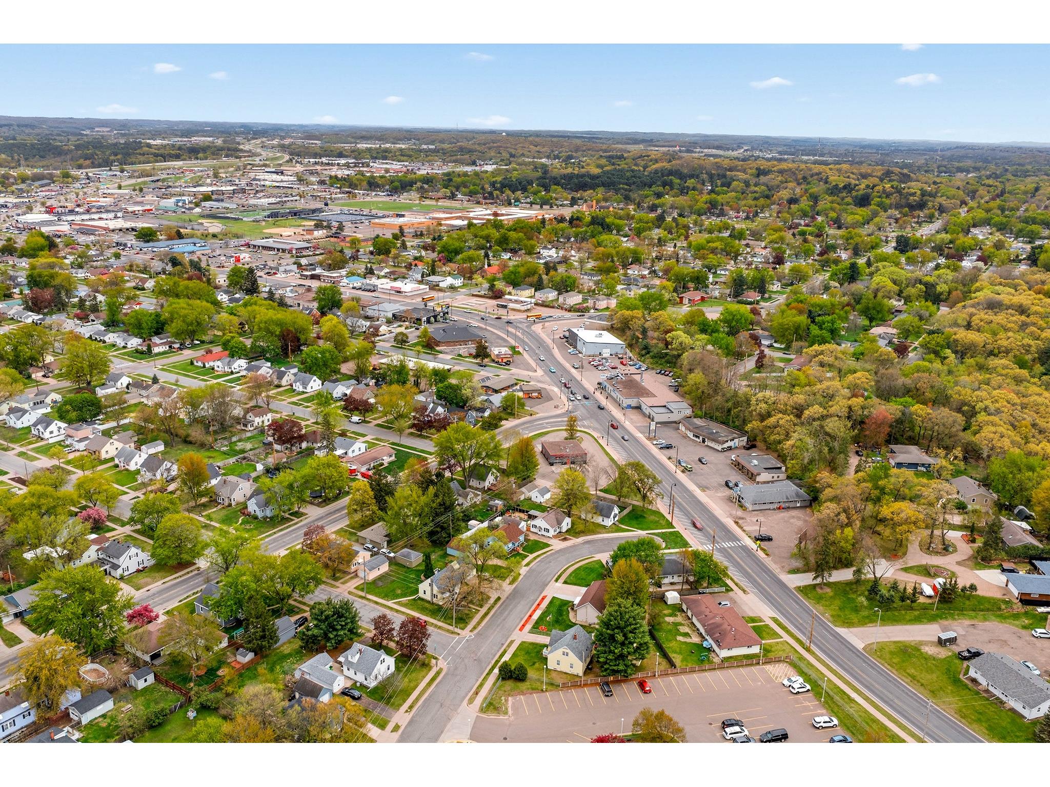 1525 Lee Street Eau Claire WI 54701 1601188 image48