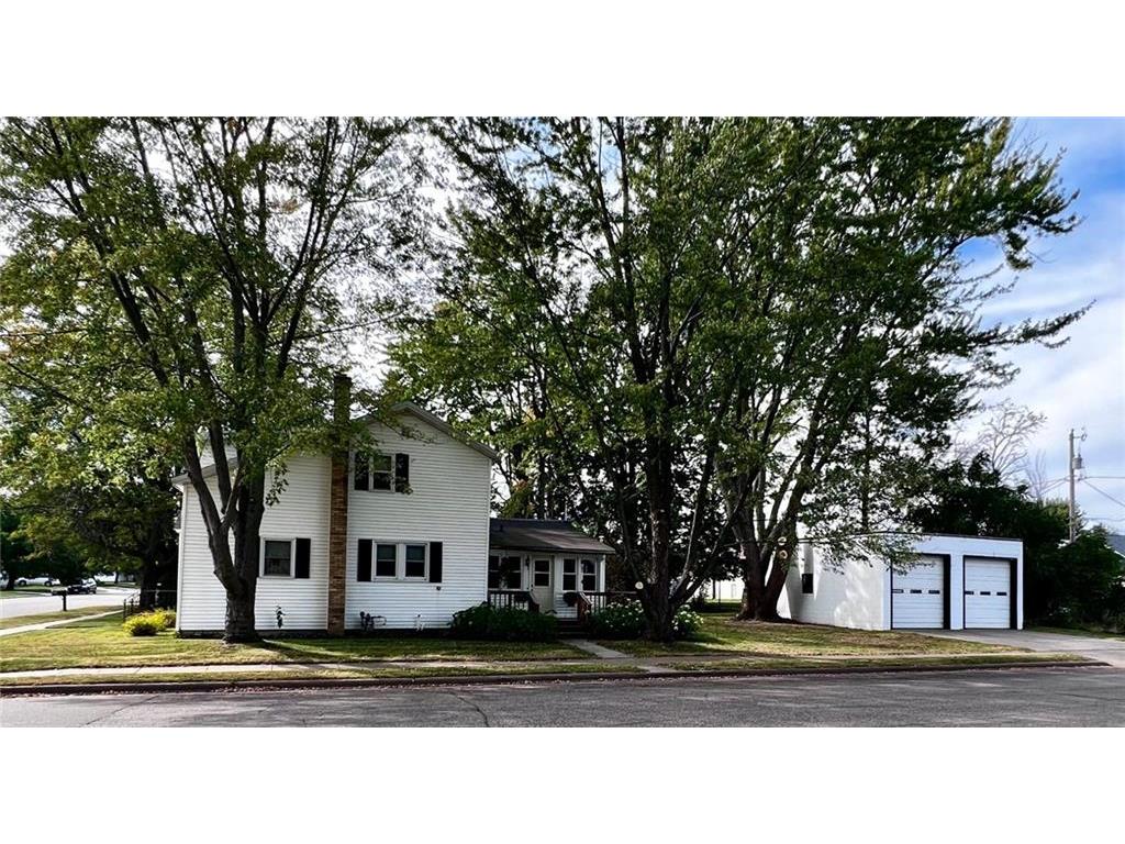 153 E Mckinley Avenue Fall Creek WI 54742 1585956 image1