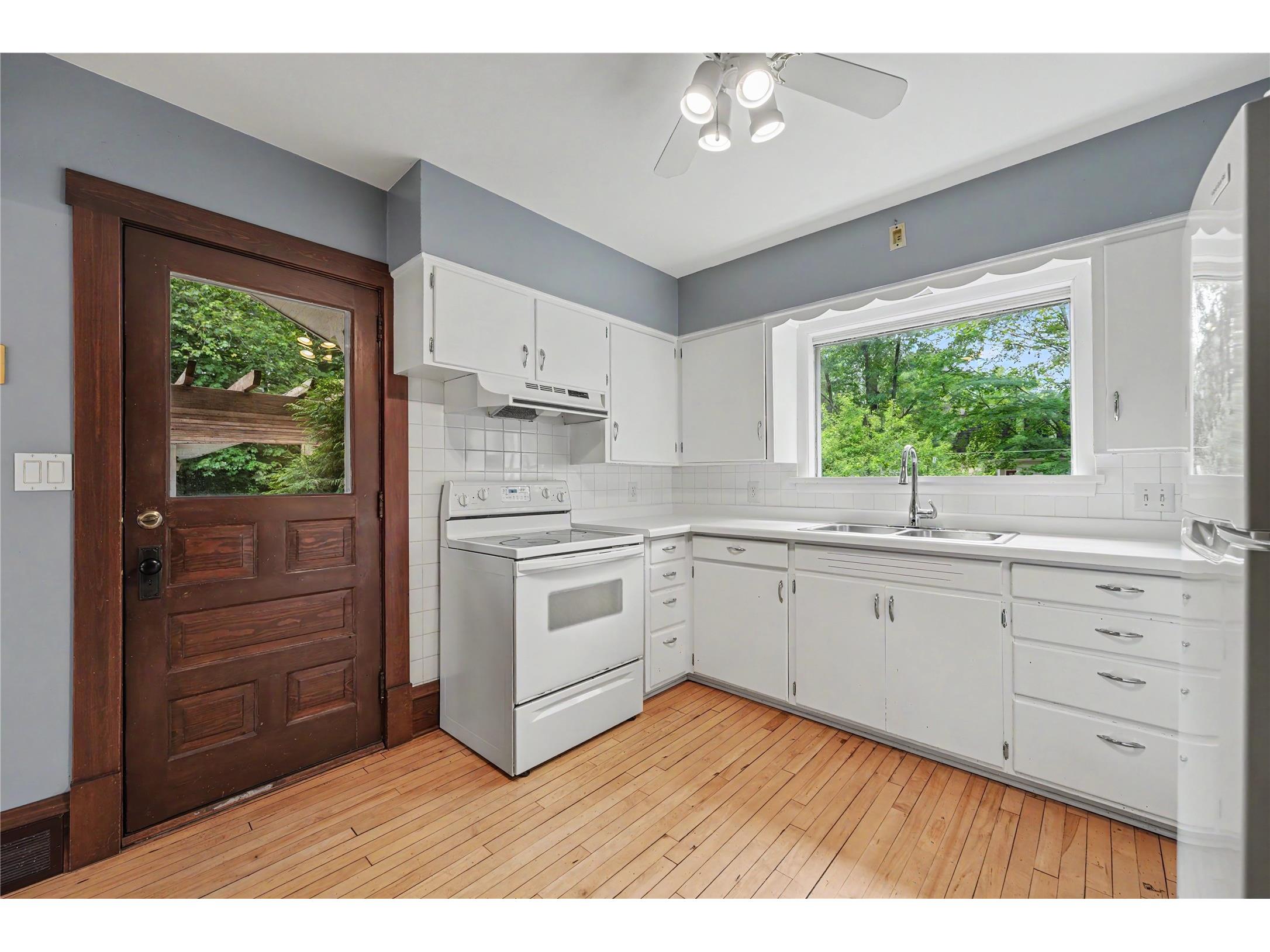 1531 Drummond Street Eau Claire WI 54701 1602137 image16