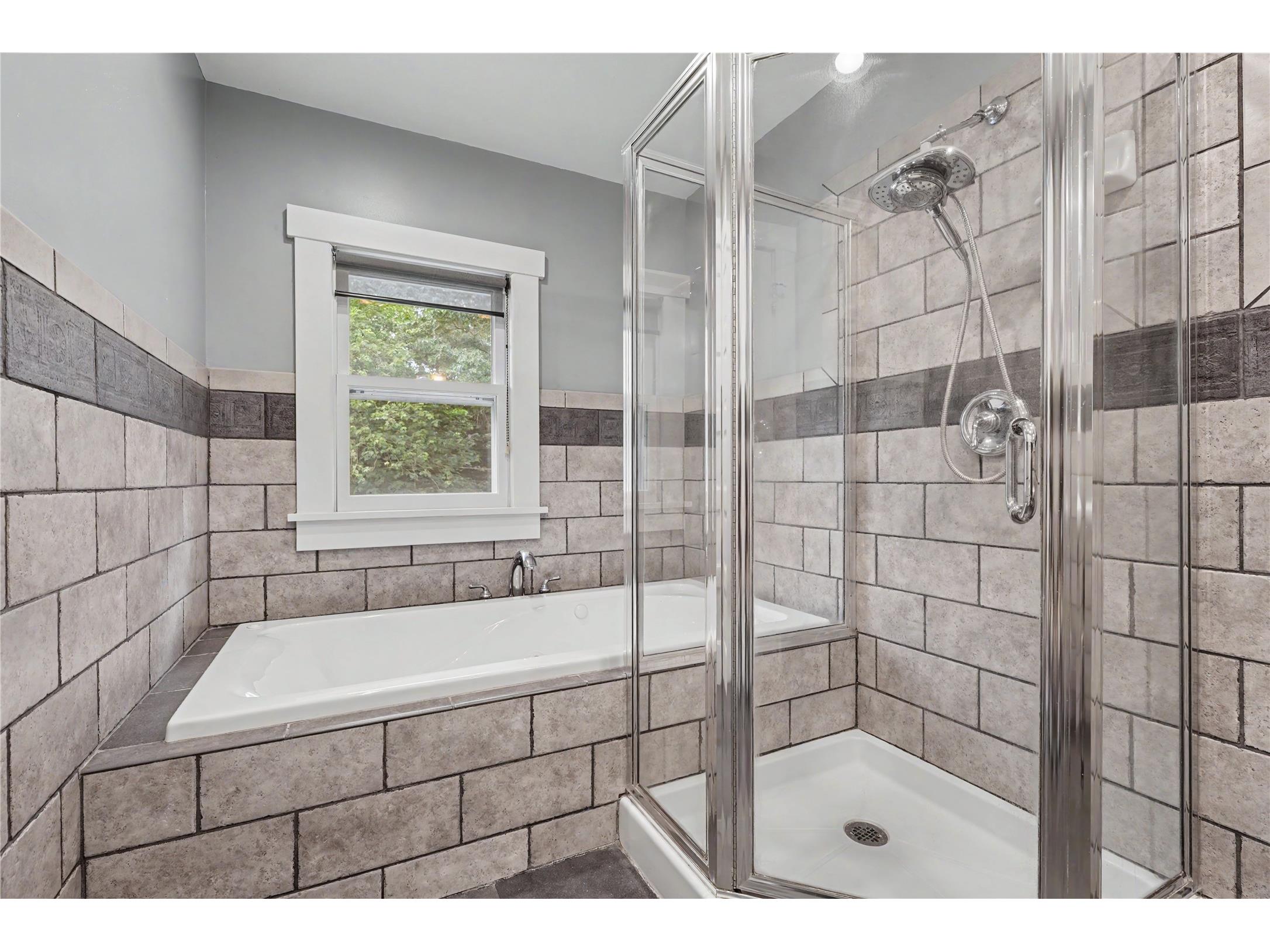 1531 Drummond Street Eau Claire WI 54701 1602137 image24
