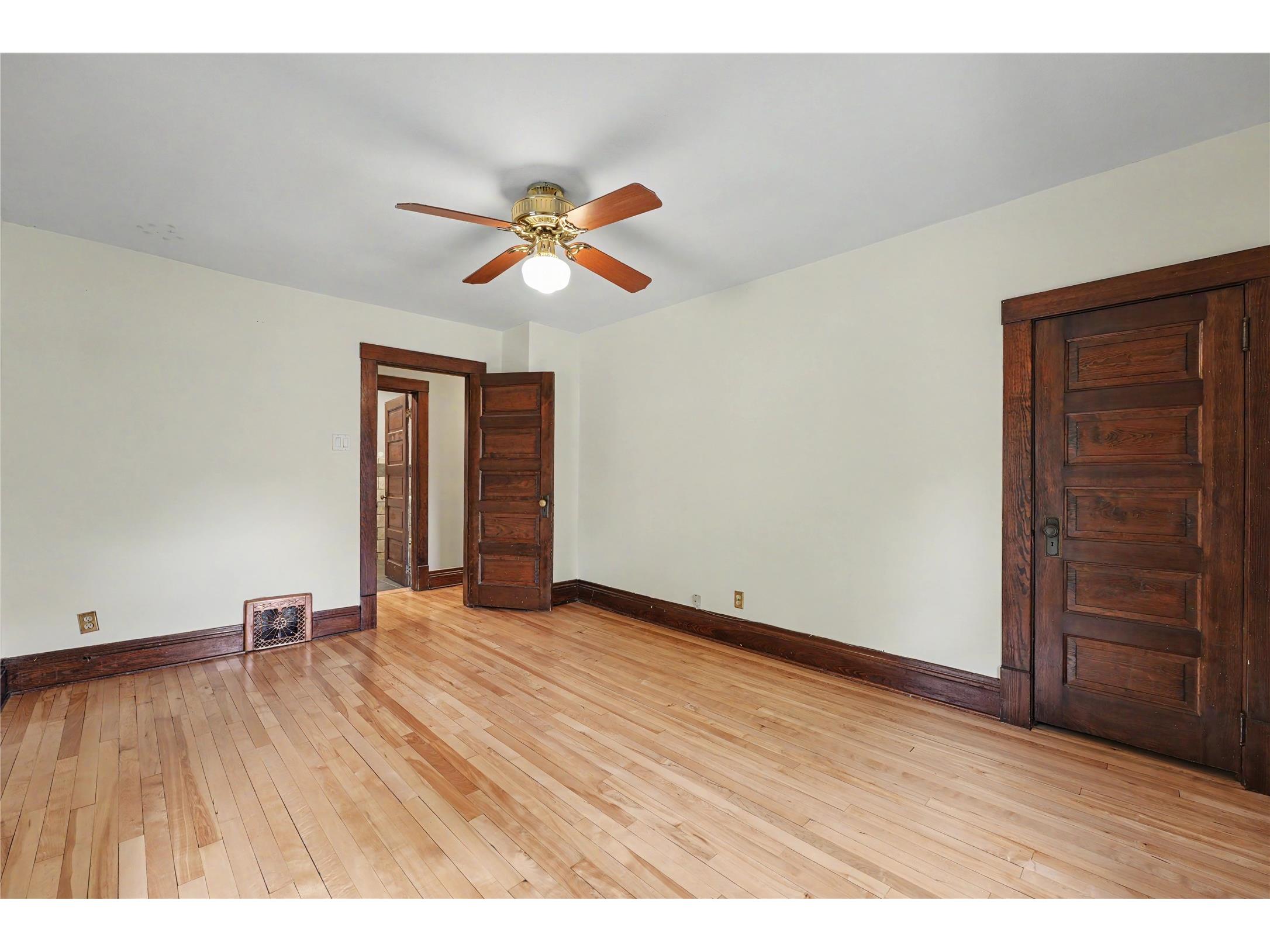 1531 Drummond Street Eau Claire WI 54701 1602137 image26
