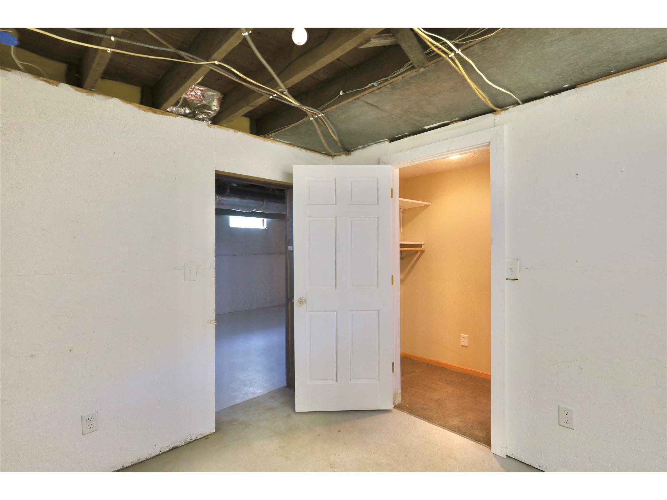 1533 E Madison Street Eau Claire WI 54703 1601483 image33