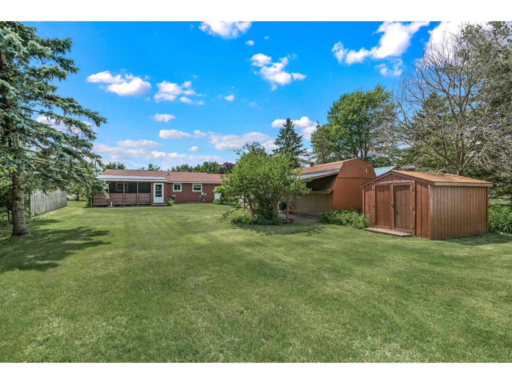 1535 Howard Avenue Eau Claire WI 54703 1602651 image38