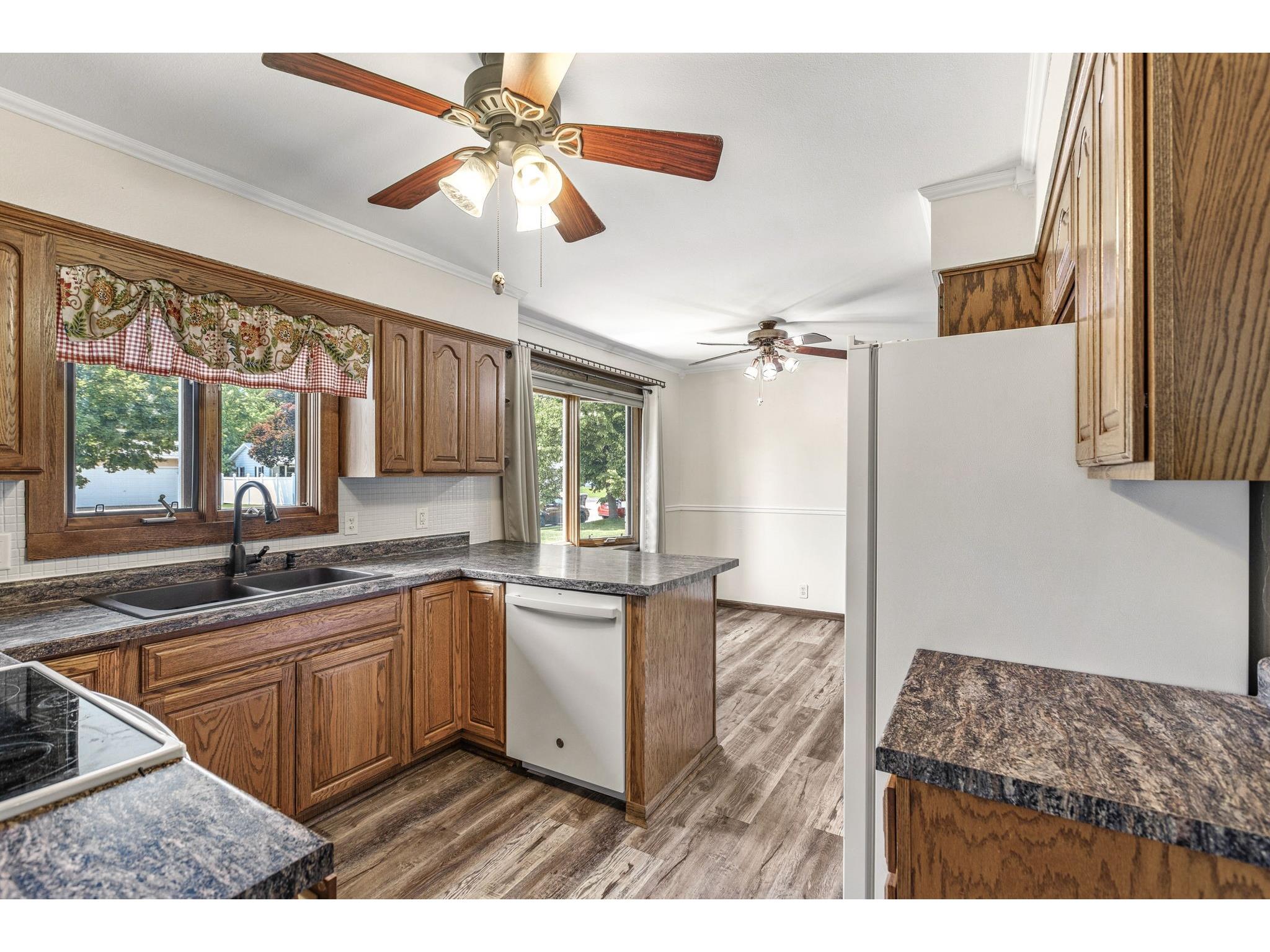 1535 Howard Avenue Eau Claire WI 54703 1602651 image4