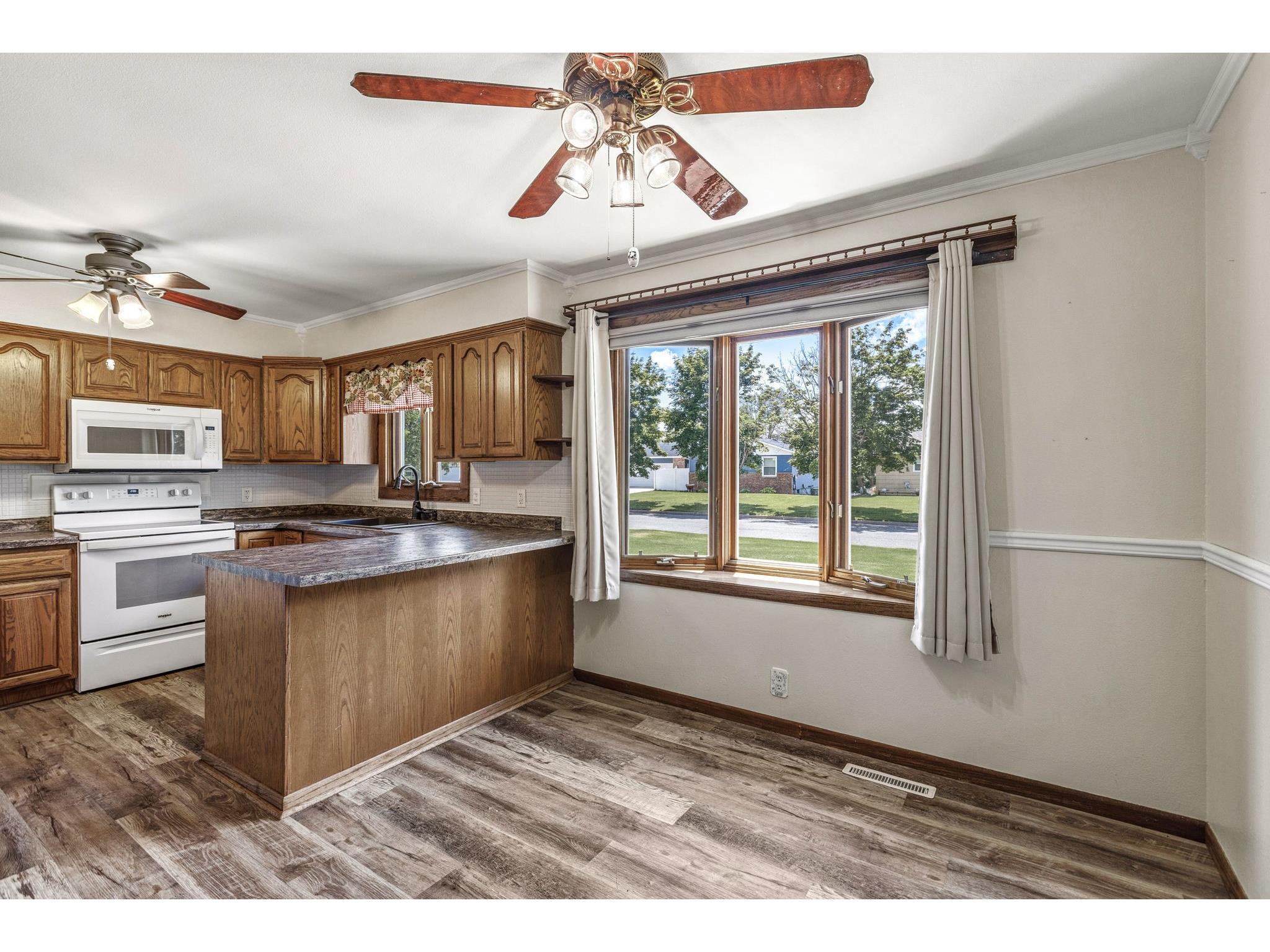 1535 Howard Avenue Eau Claire WI 54703 1602651 image6