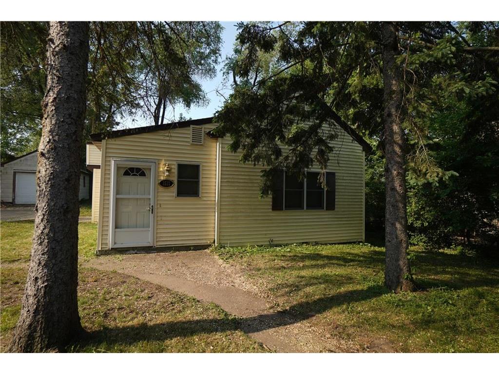 1537 E Madison Street Eau Claire WI 54703 1573862 image1