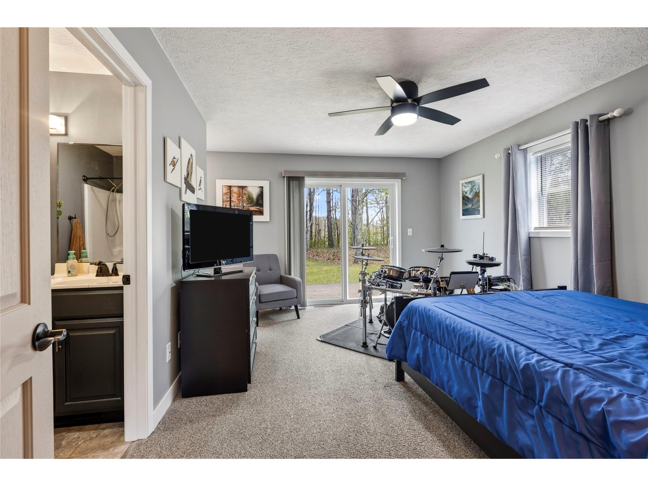 15403W Allendale Lane Stone Lake WI 54876 - Hungry 1601005 image33