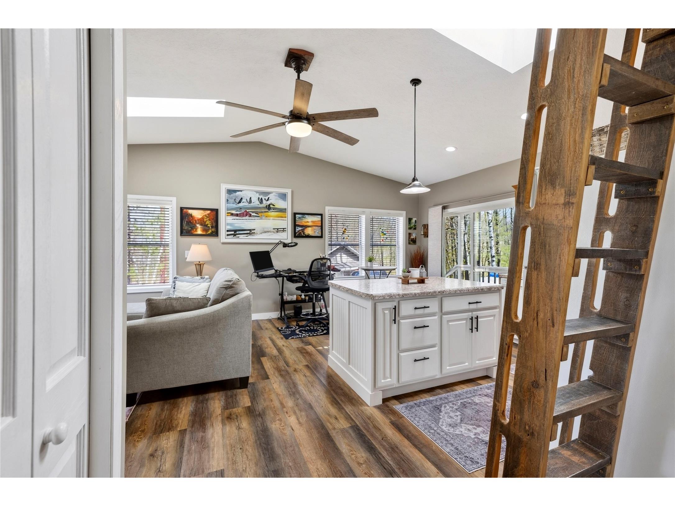 15403W Allendale Lane Stone Lake WI 54876 - Hungry 1601005 image38