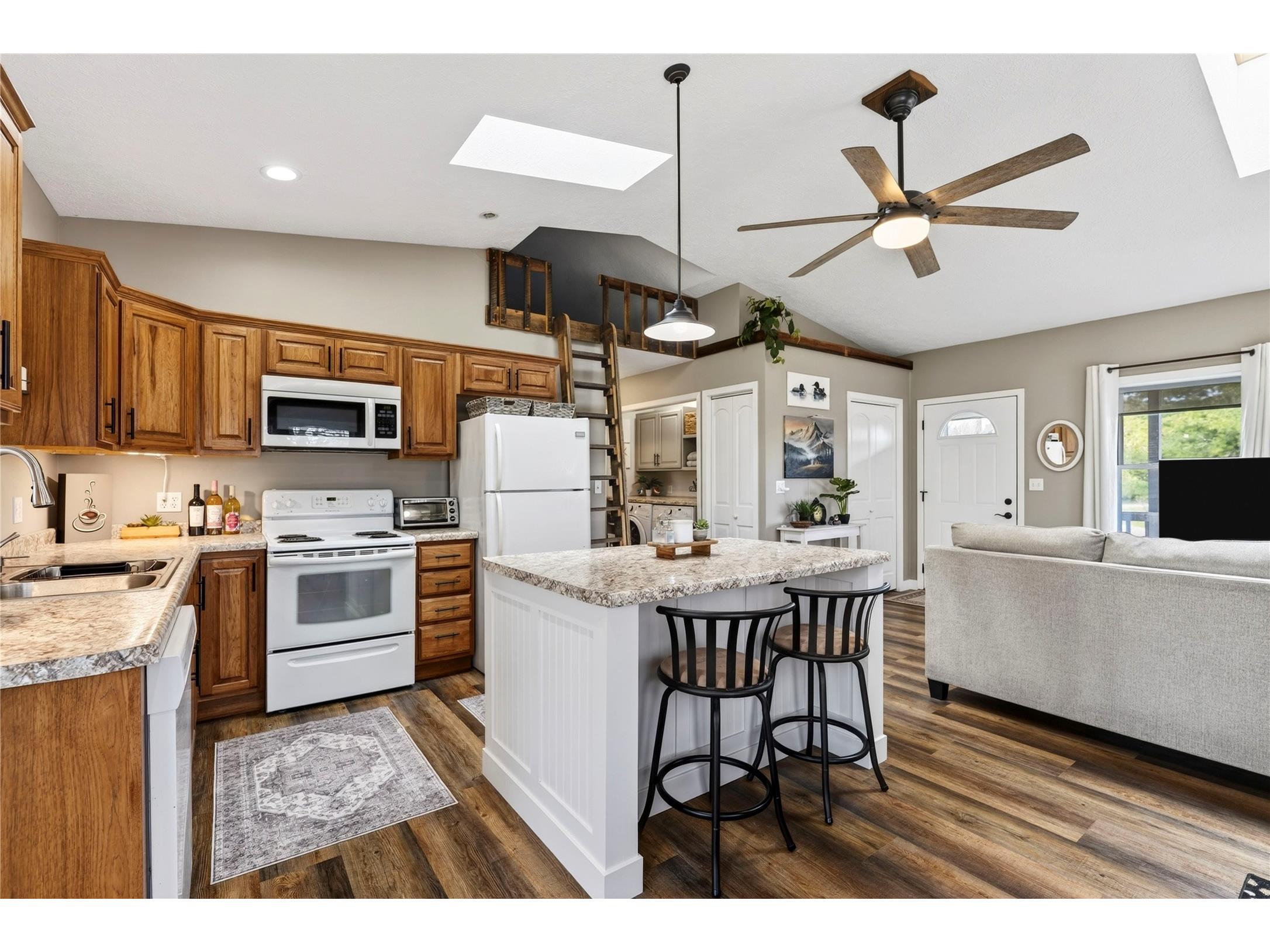 15403W Allendale Lane Stone Lake WI 54876 - Hungry 1601005 image9
