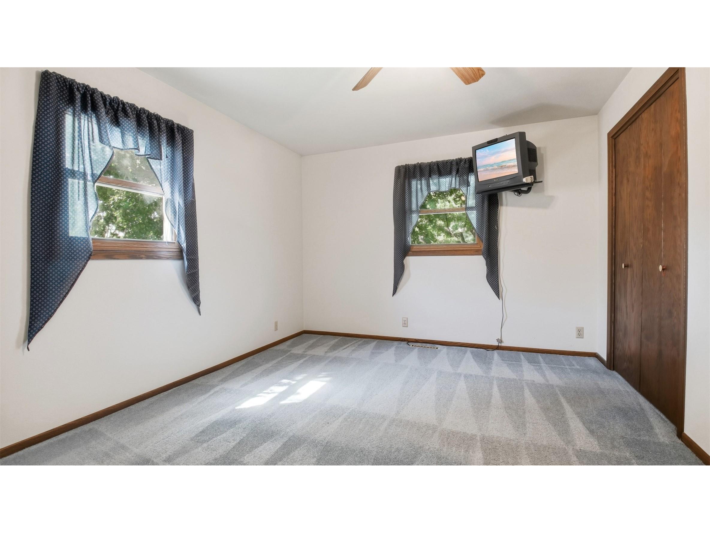 1544 Howard Avenue Eau Claire WI 54703 1602388 image17