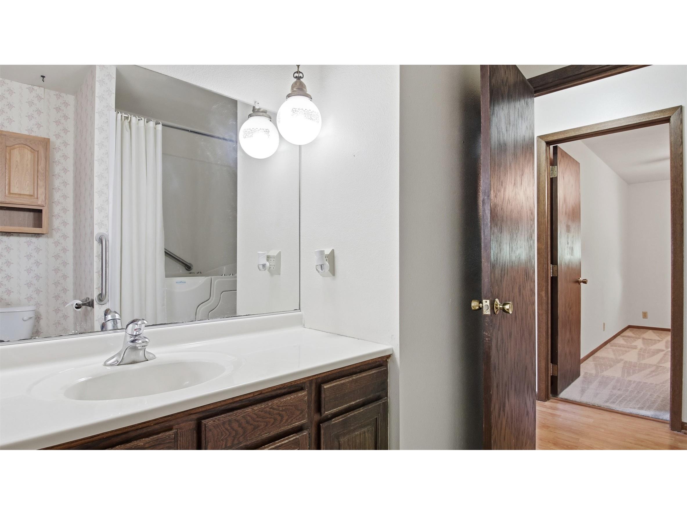 1544 Howard Avenue Eau Claire WI 54703 1602388 image23