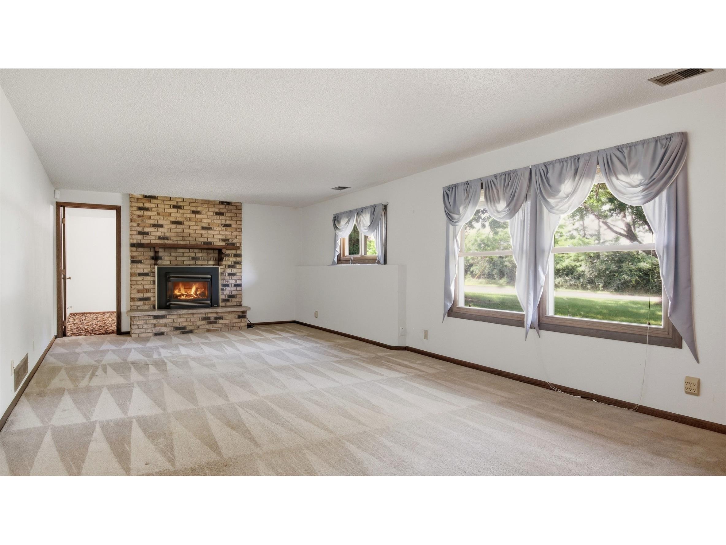 1544 Howard Avenue Eau Claire WI 54703 1602388 image24
