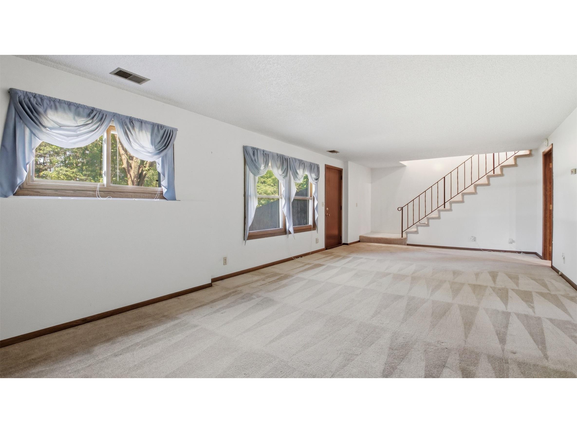 1544 Howard Avenue Eau Claire WI 54703 1602388 image25
