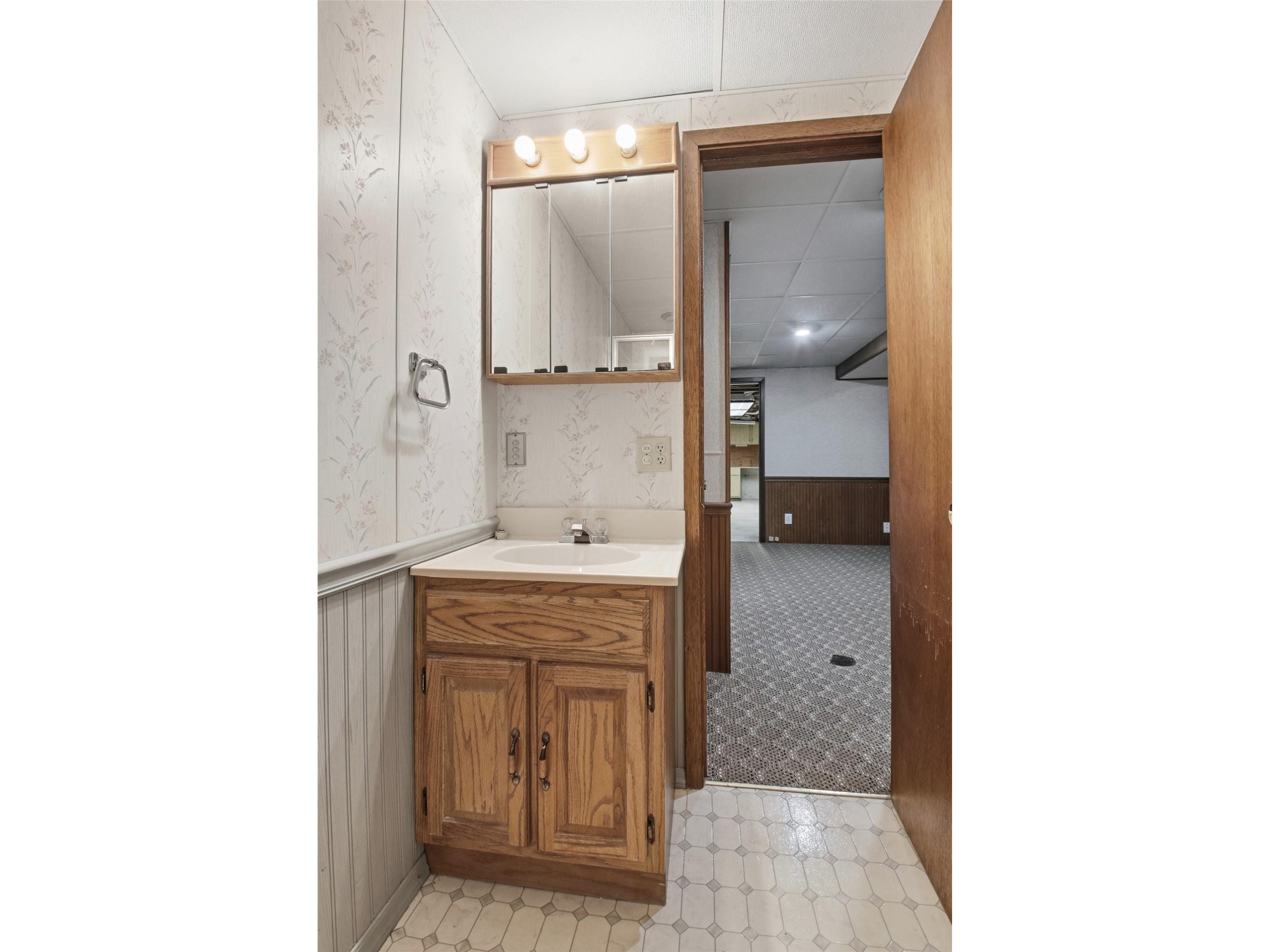 1544 Howard Avenue Eau Claire WI 54703 1602388 image29