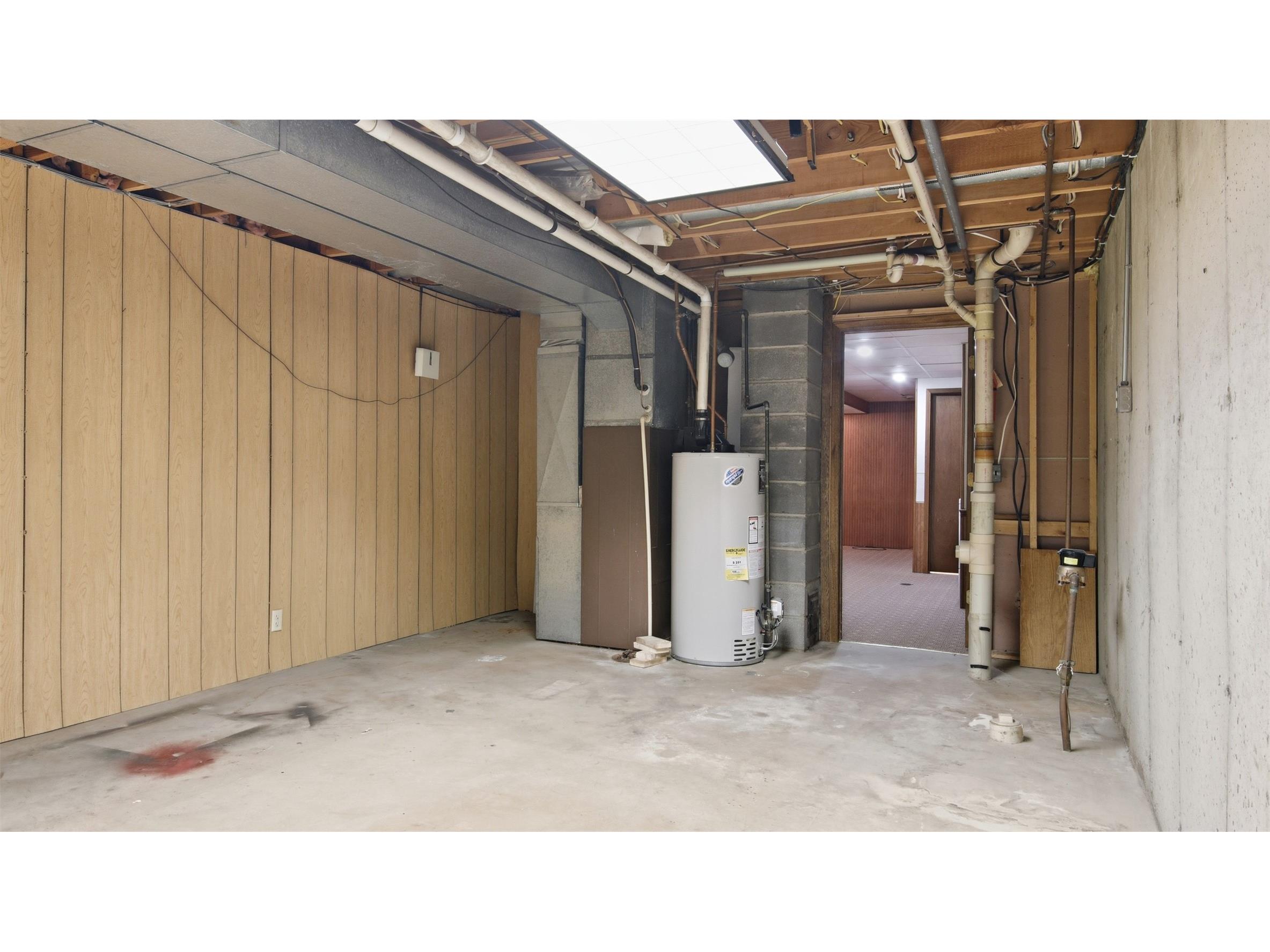 1544 Howard Avenue Eau Claire WI 54703 1602388 image35