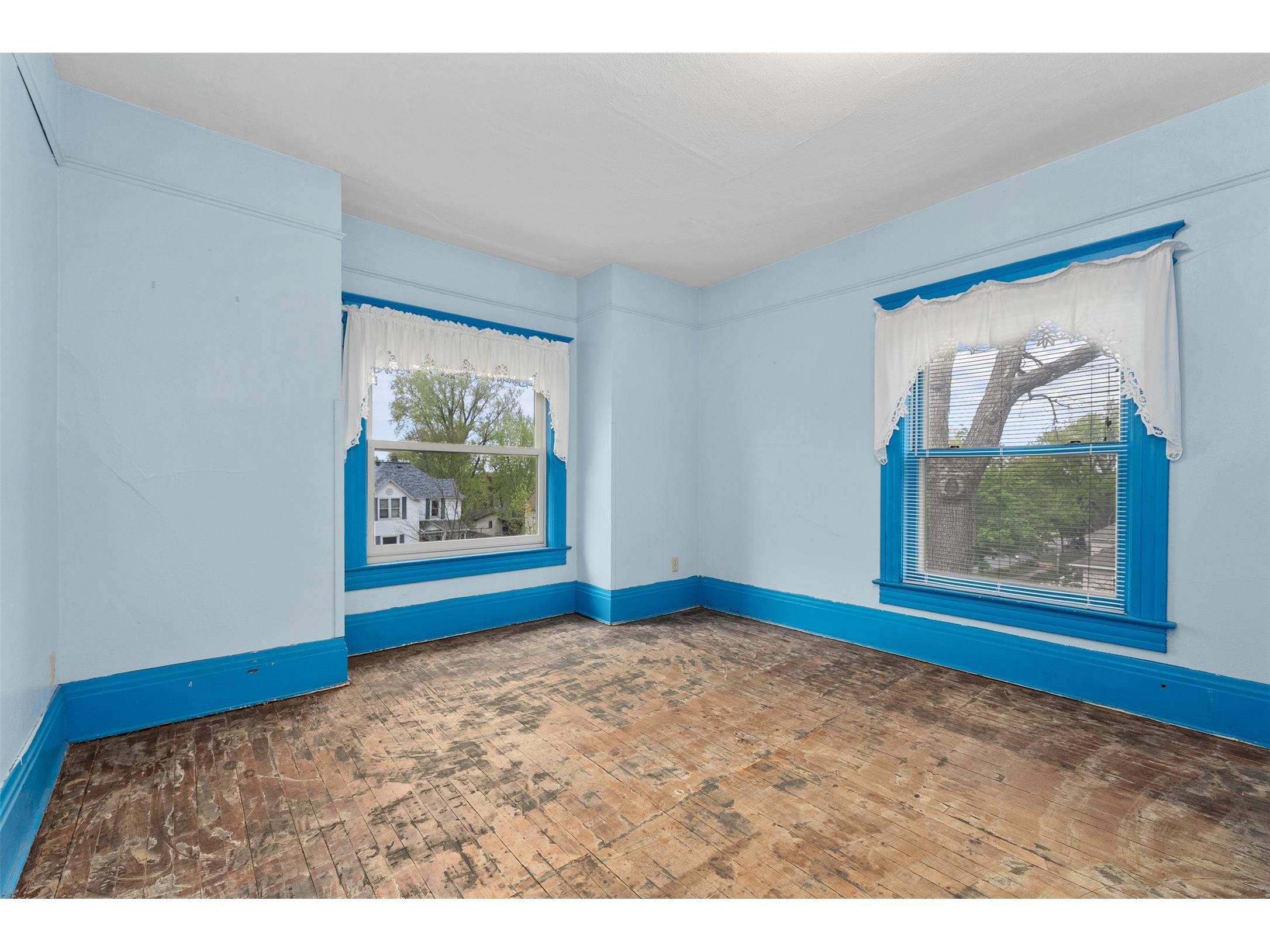 1558 E Madison Street E Eau Claire WI 54703 1600078 image10