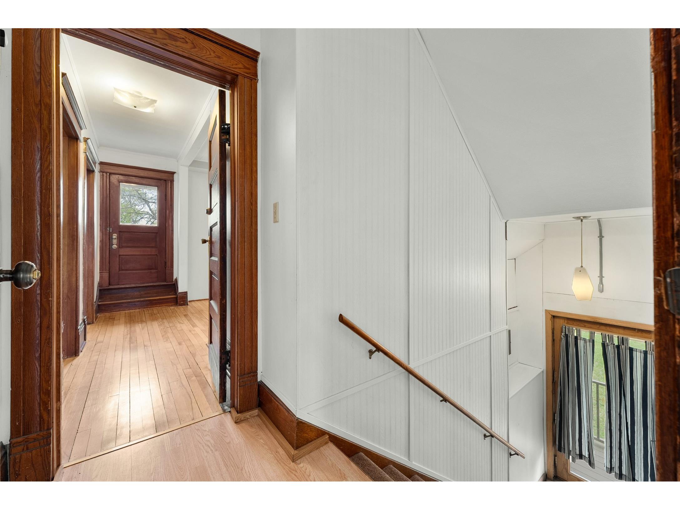 1558 E Madison Street E Eau Claire WI 54703 1600078 image14