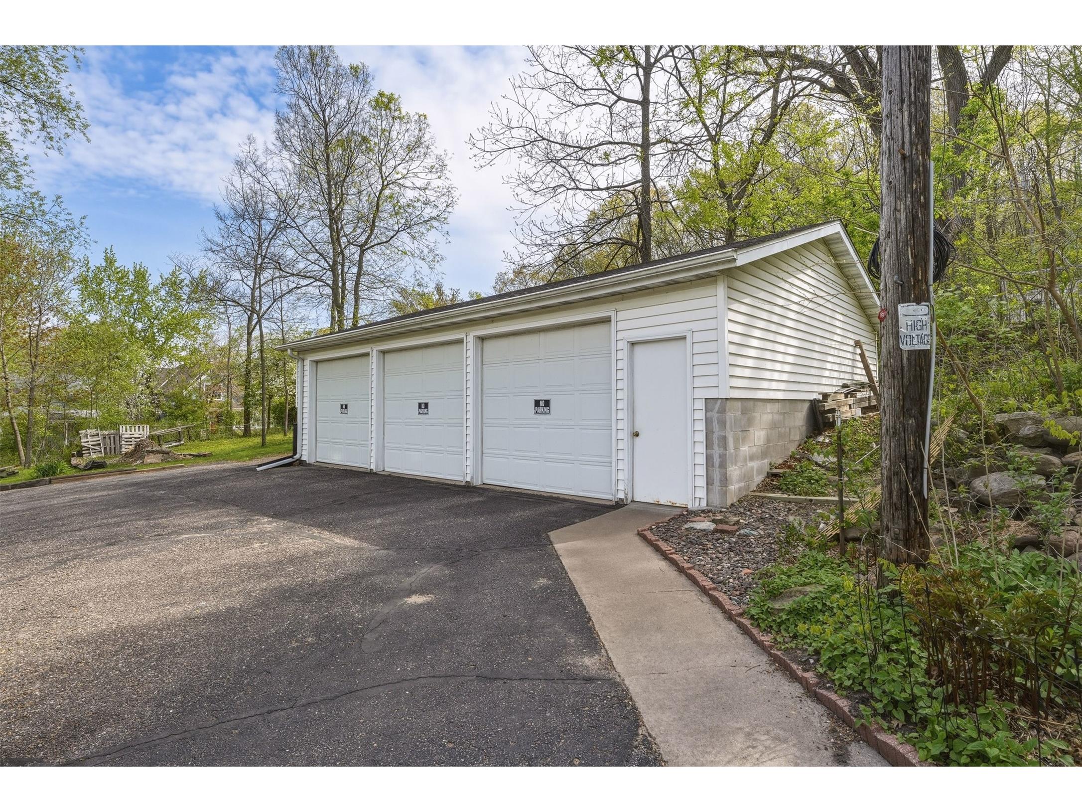 1558 E Madison Street E Eau Claire WI 54703 1600078 image35