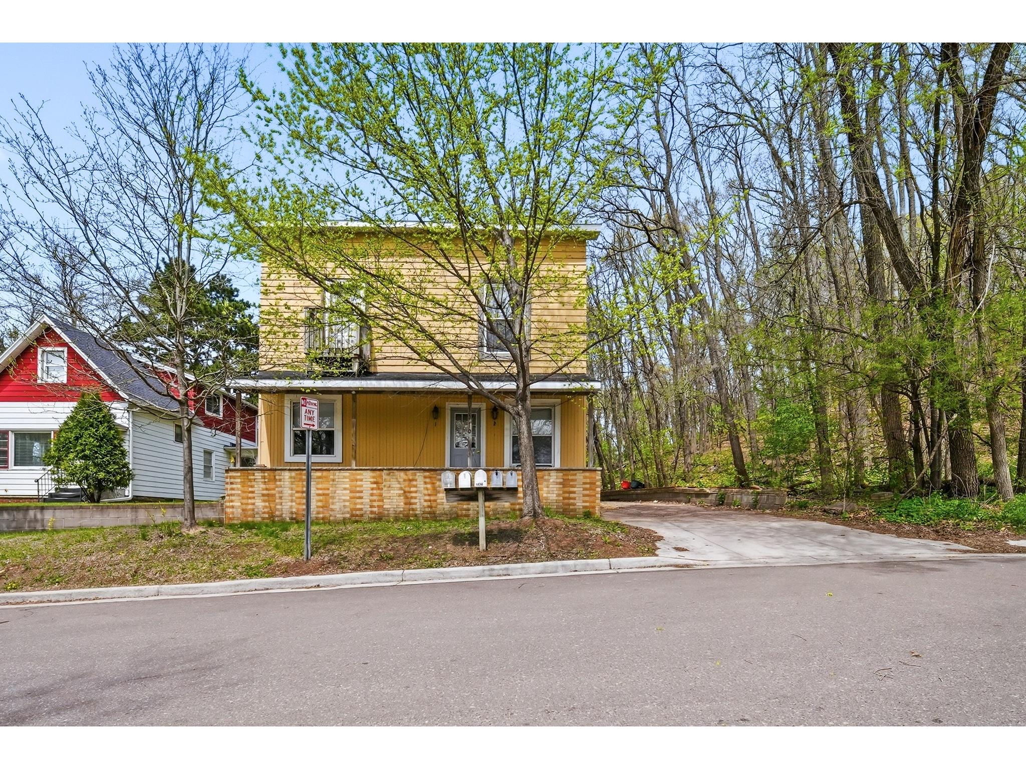 1570 E Madison Street #1-5 Eau Claire WI 54703 1600804 image1