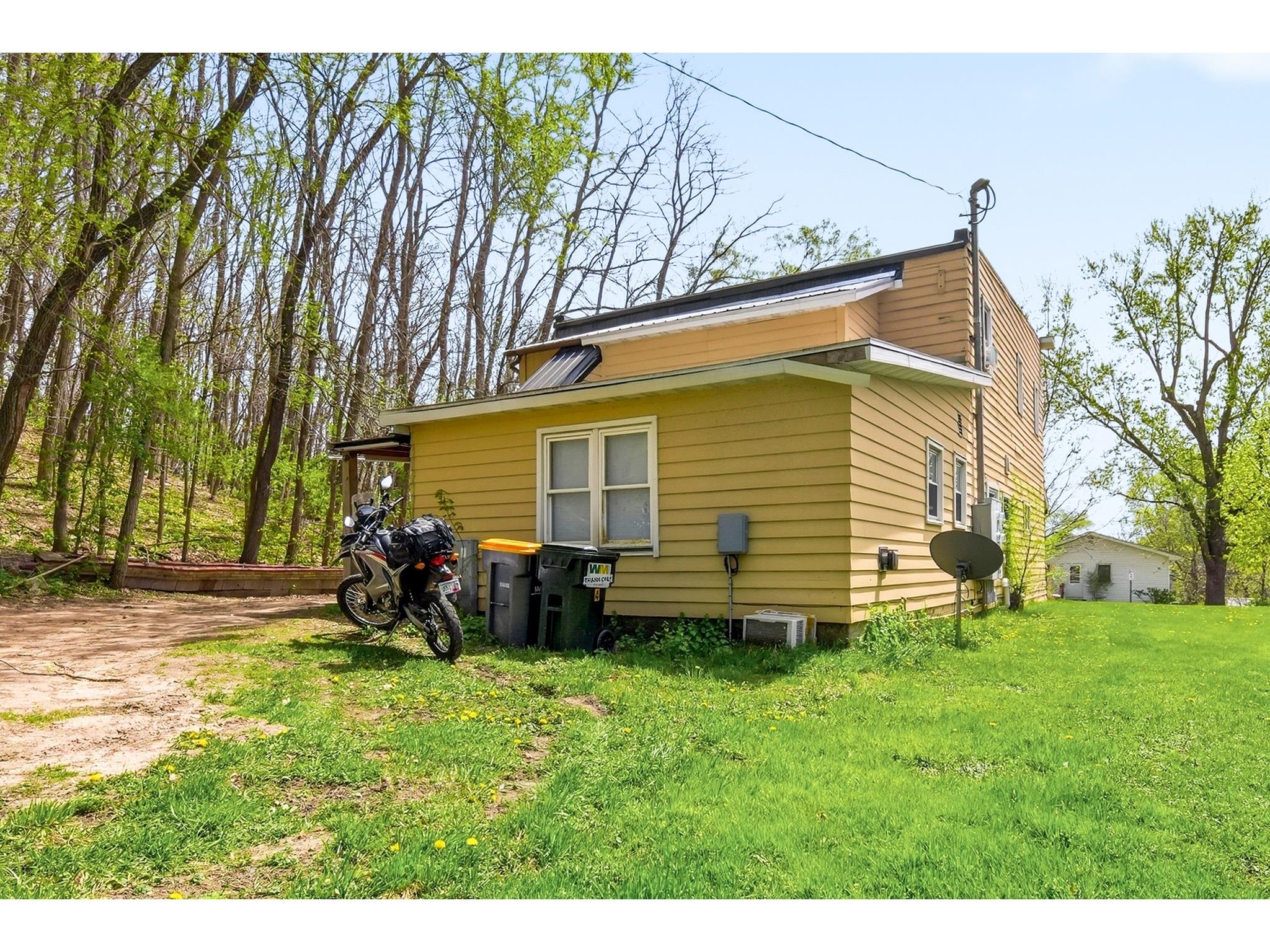 1570 E Madison Street #1-5 Eau Claire WI 54703 1600804 image6