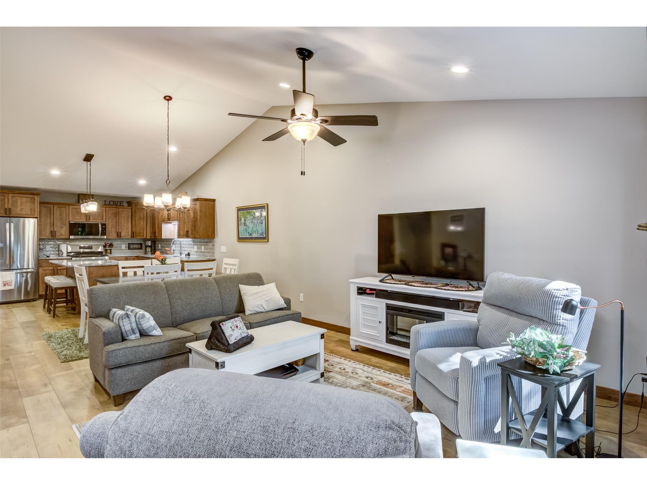 1599 Kyler Street Altoona WI 54720 1603438 image3