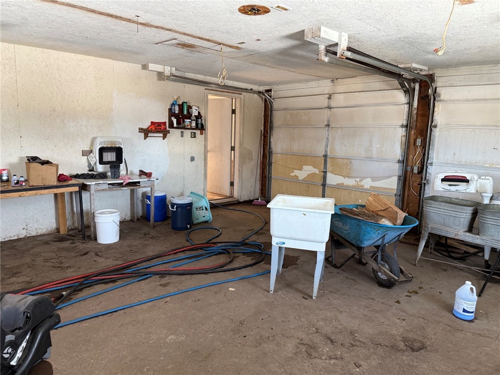 1600 E Main Street Gilman WI 54433 - Yellow 1590060 image32