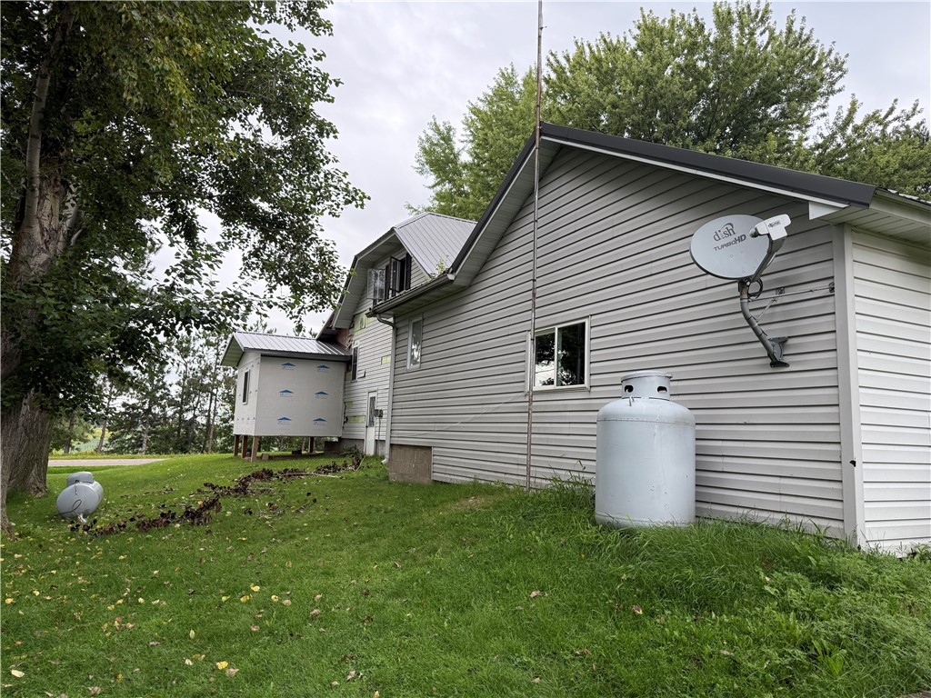 1600 E Main Street Gilman WI 54433 - Yellow 1590060 image41