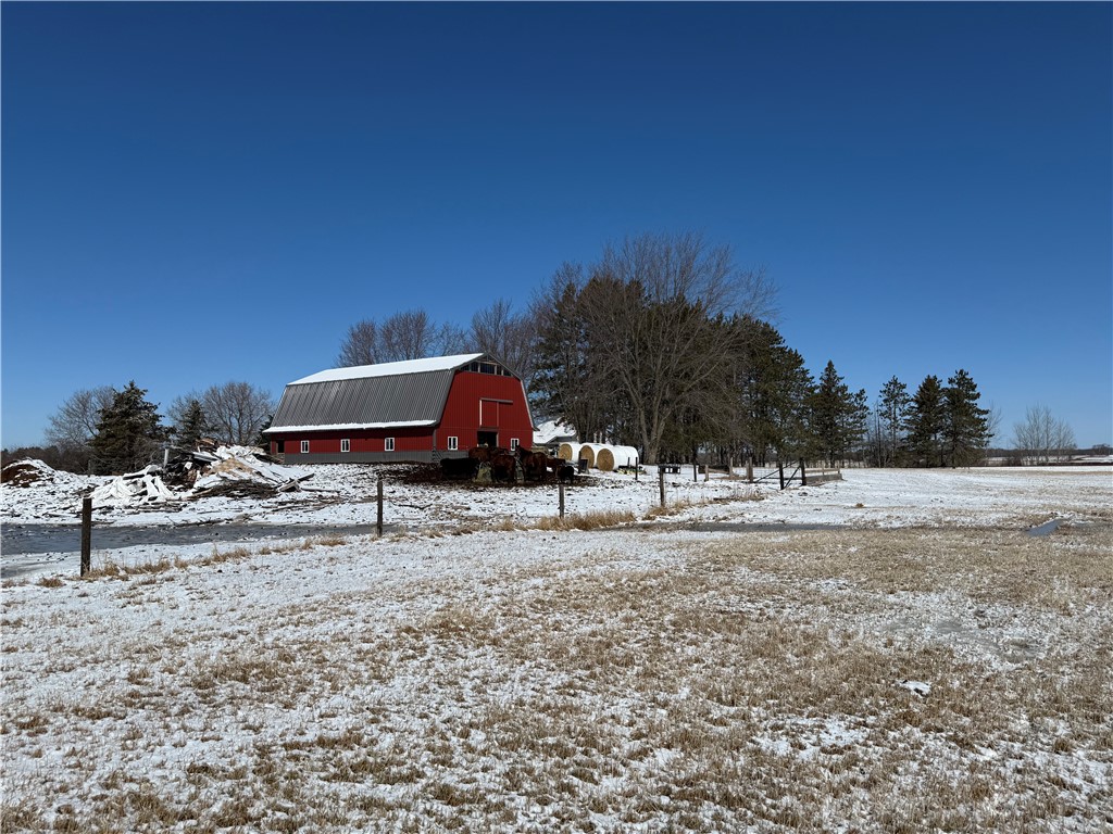 1600 E Main Street Gilman WI 54433 - Yellow 1590060 image6