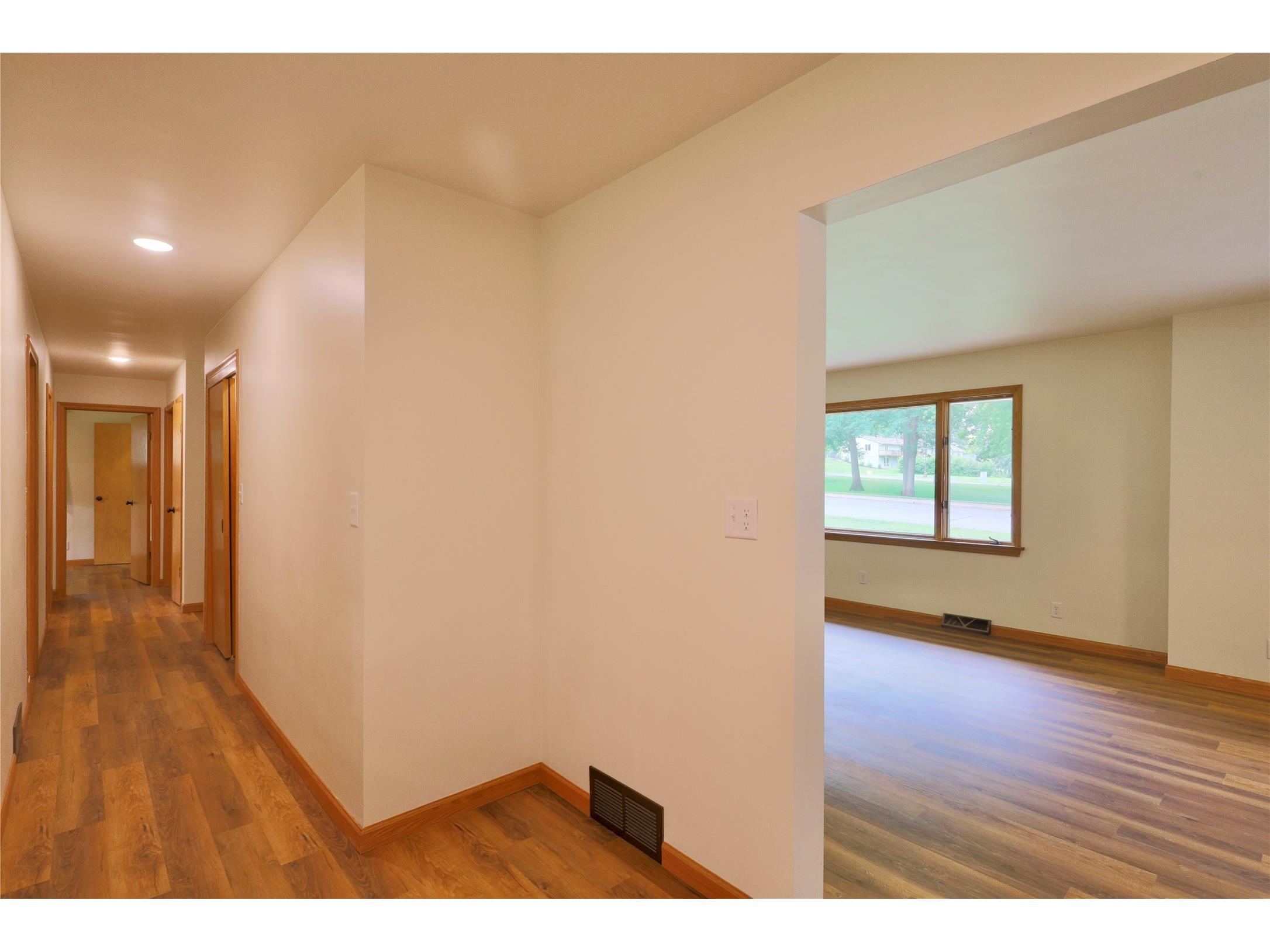 1602 South Street Eau Claire WI 54701 1602196 image16