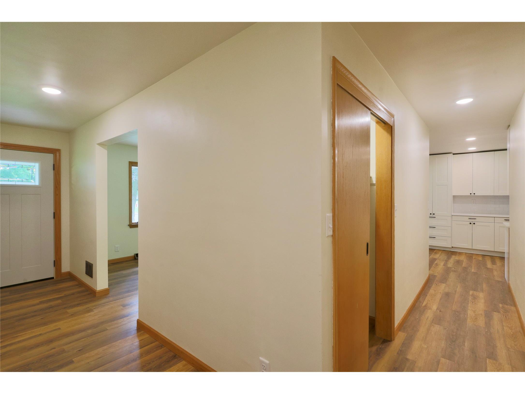 1602 South Street Eau Claire WI 54701 1602196 image17