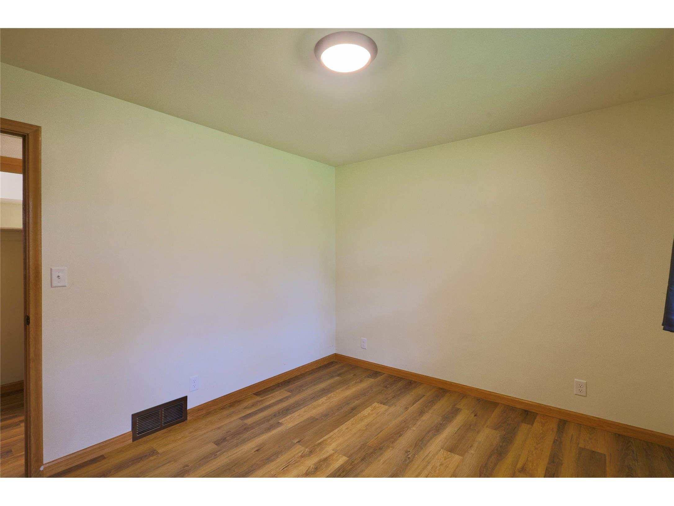 1602 South Street Eau Claire WI 54701 1602196 image30