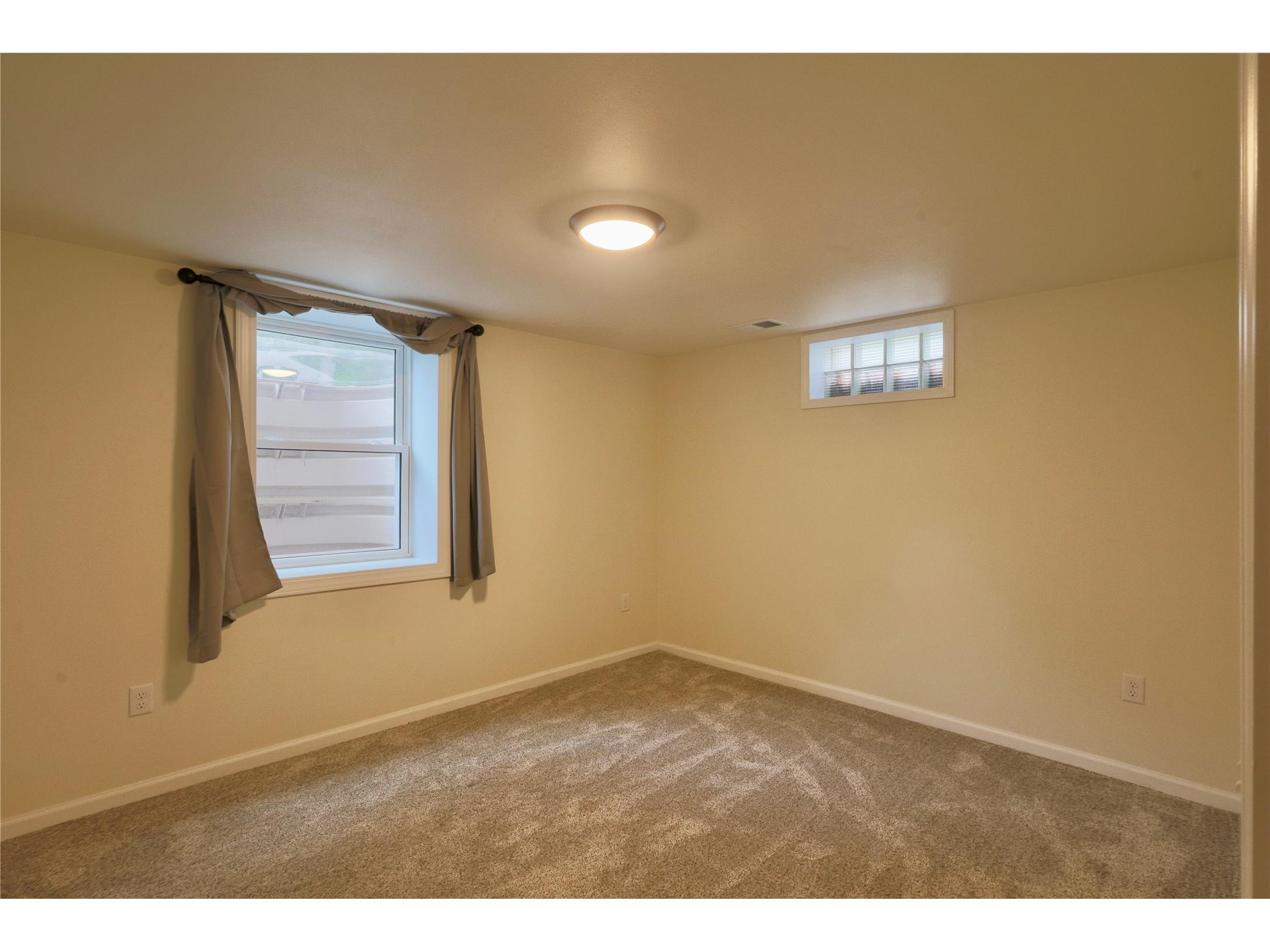1602 South Street Eau Claire WI 54701 1602196 image38