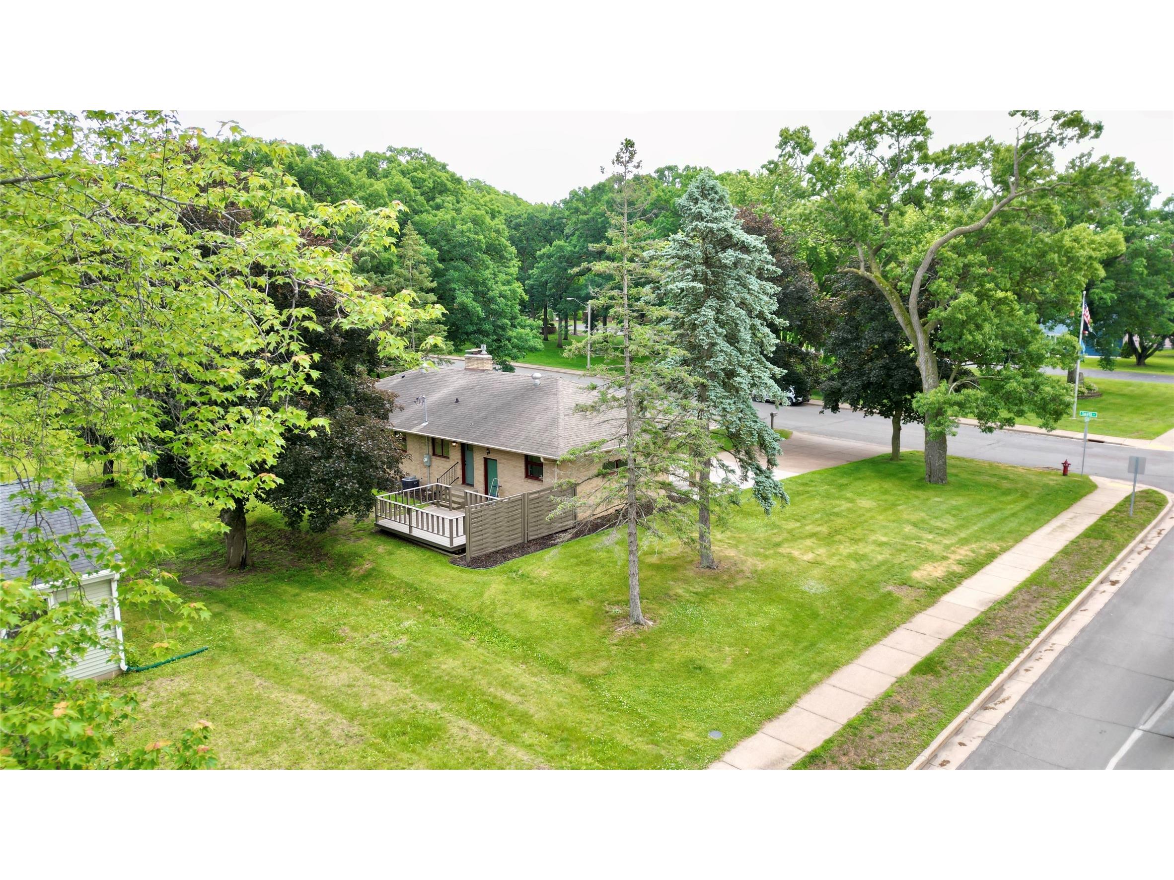 1602 South Street Eau Claire WI 54701 1602196 image57