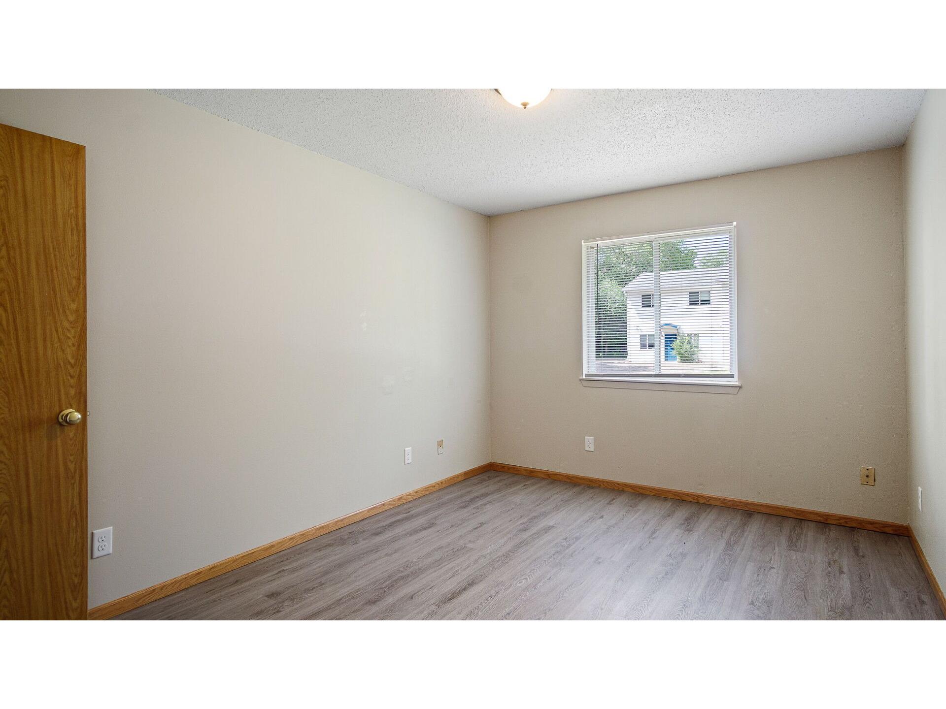 1603 6th Street E #A & B Menomonie WI 54751 1602292 image42