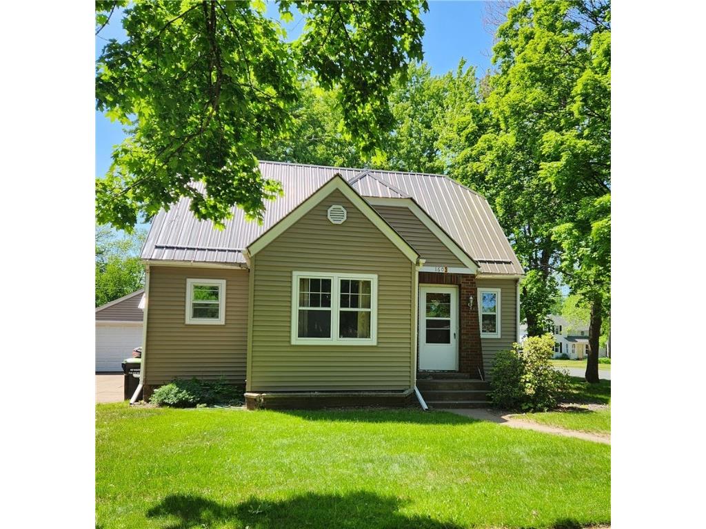 1603 E 8th Street #1 Menomonie WI 54751 1591372 image1