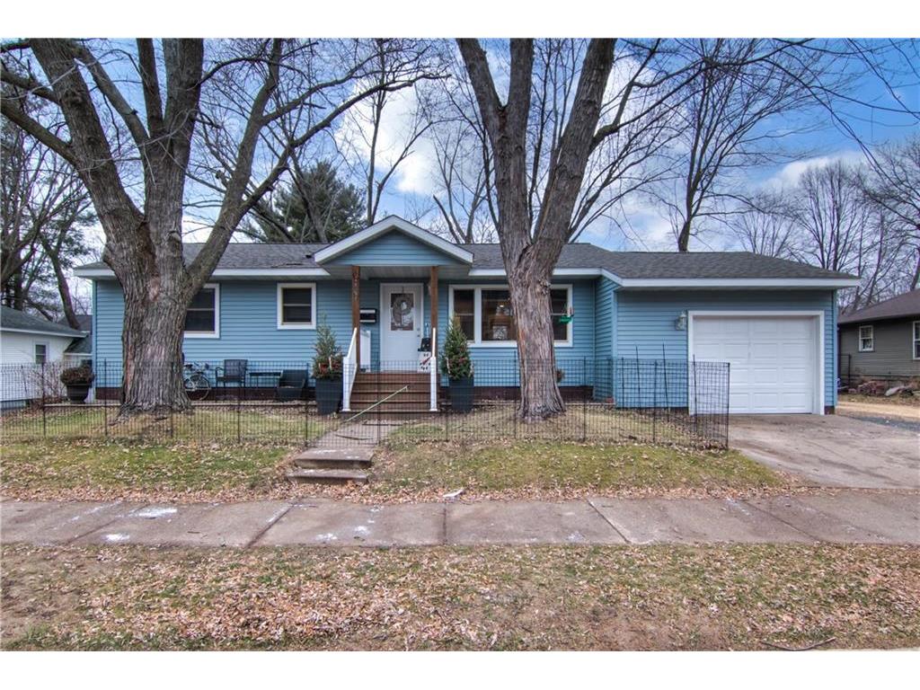 1607 Broadway Street S Menomonie WI 54751 1578903 image1