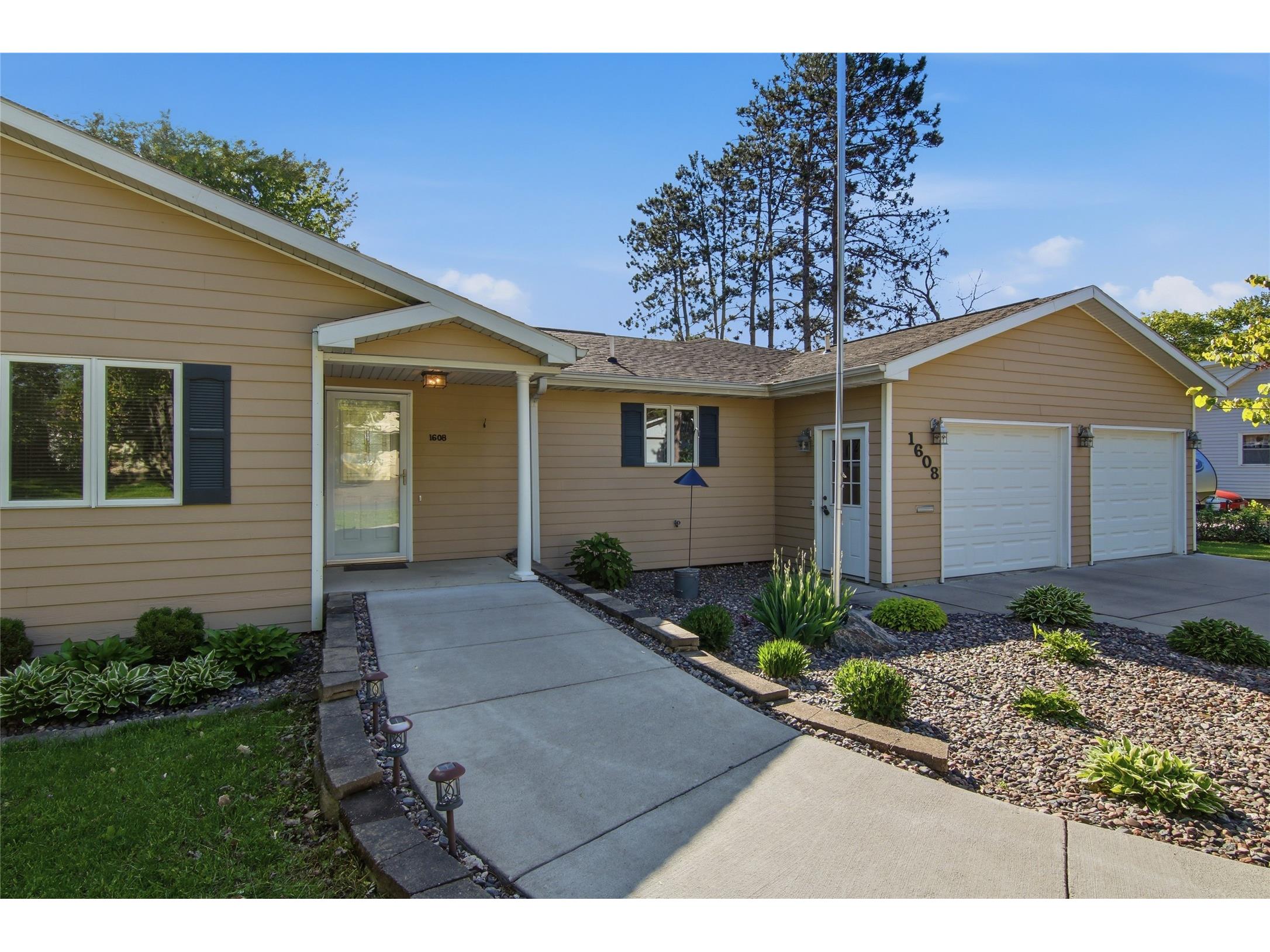 1608 Mathews Street Menomonie WI 54751 1601304 image2