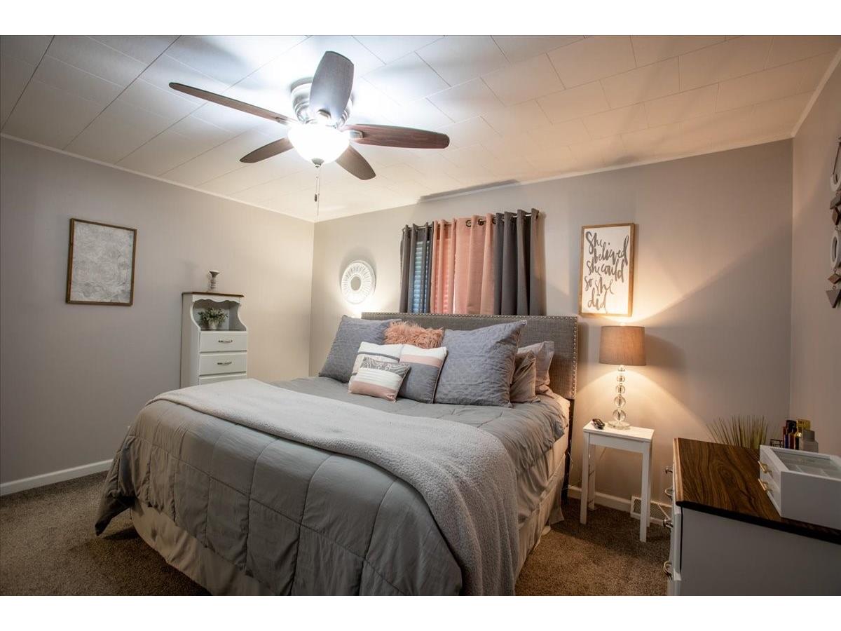 1609 Drury Avenue Eau Claire WI 54703 1601253 image23