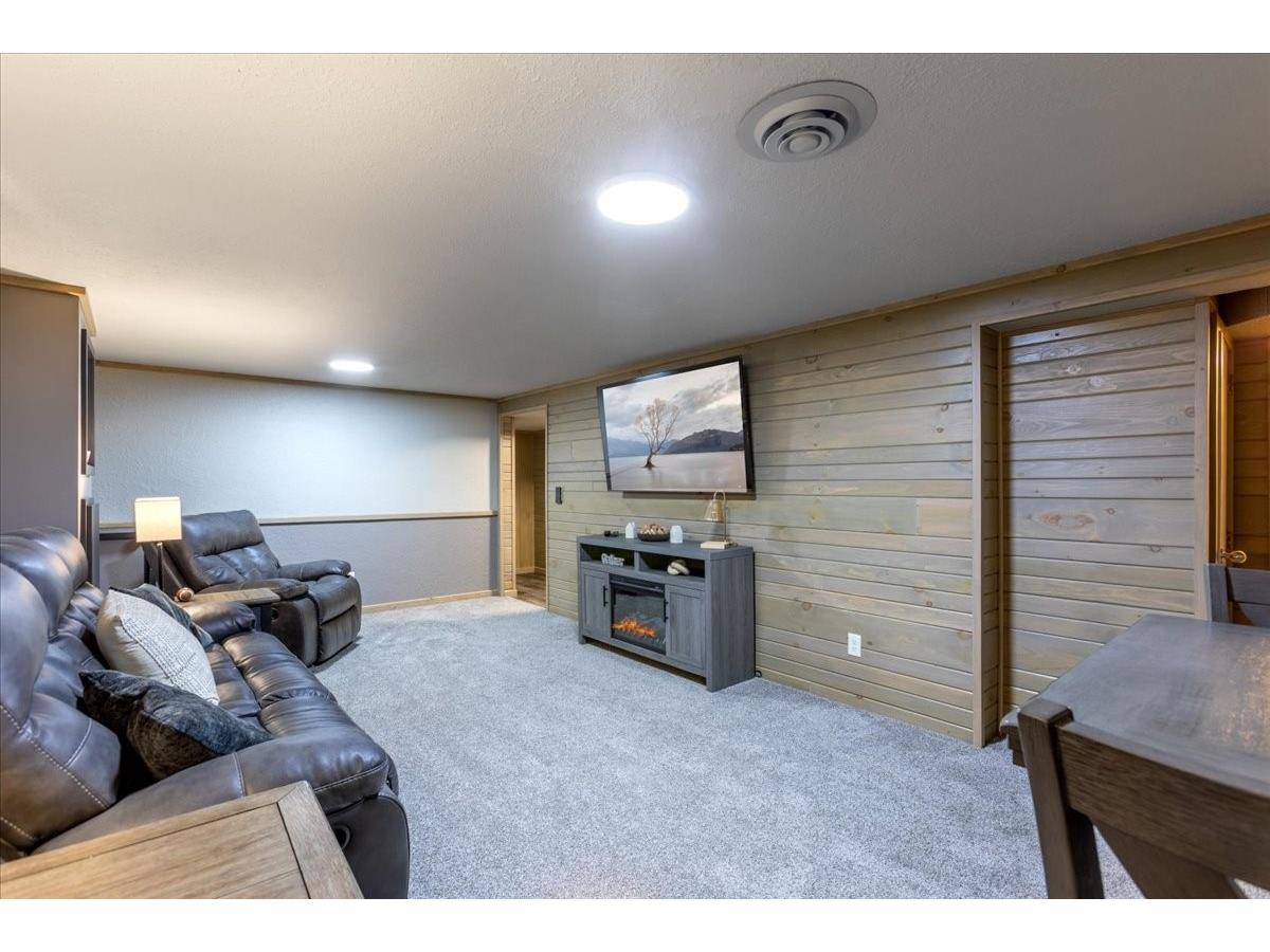 1609 Drury Avenue Eau Claire WI 54703 1601253 image32