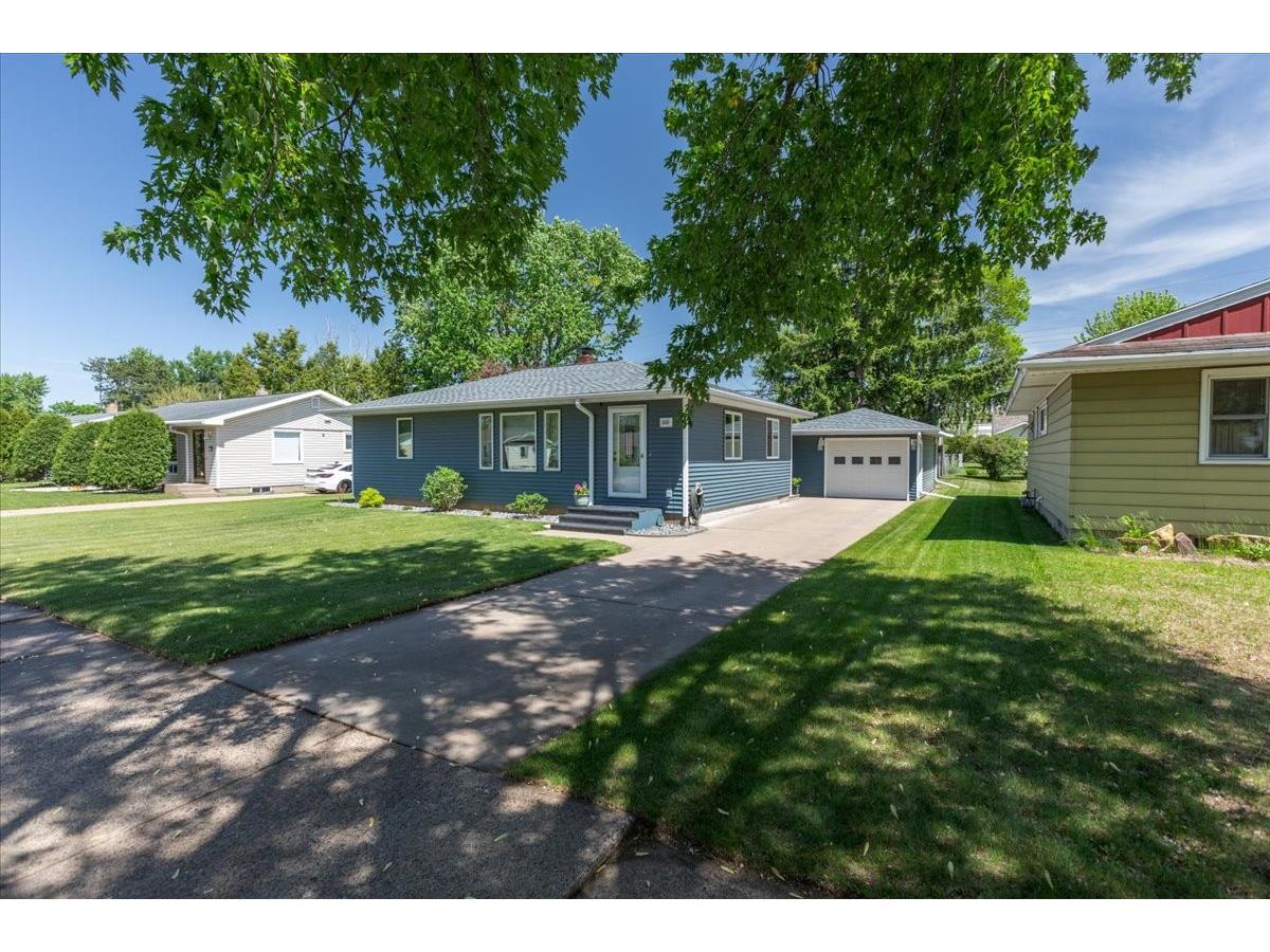 1609 Drury Avenue Eau Claire WI 54703 1601253 image38