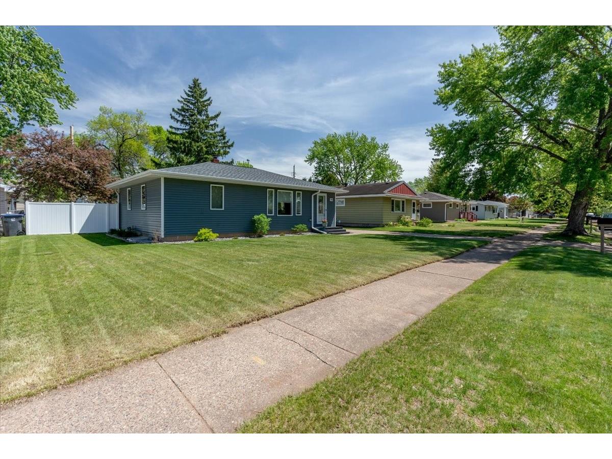 1609 Drury Avenue Eau Claire WI 54703 1601253 image39