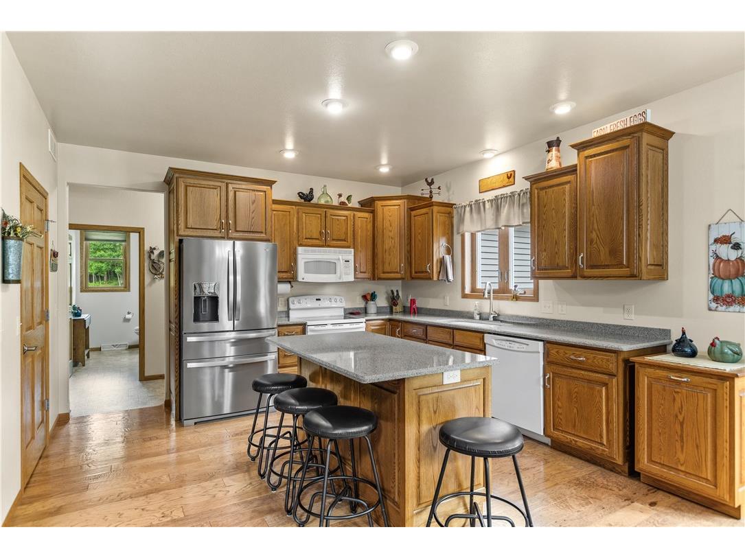 16122 361st Street Stanley WI 54768 - Otter 1598512 image16