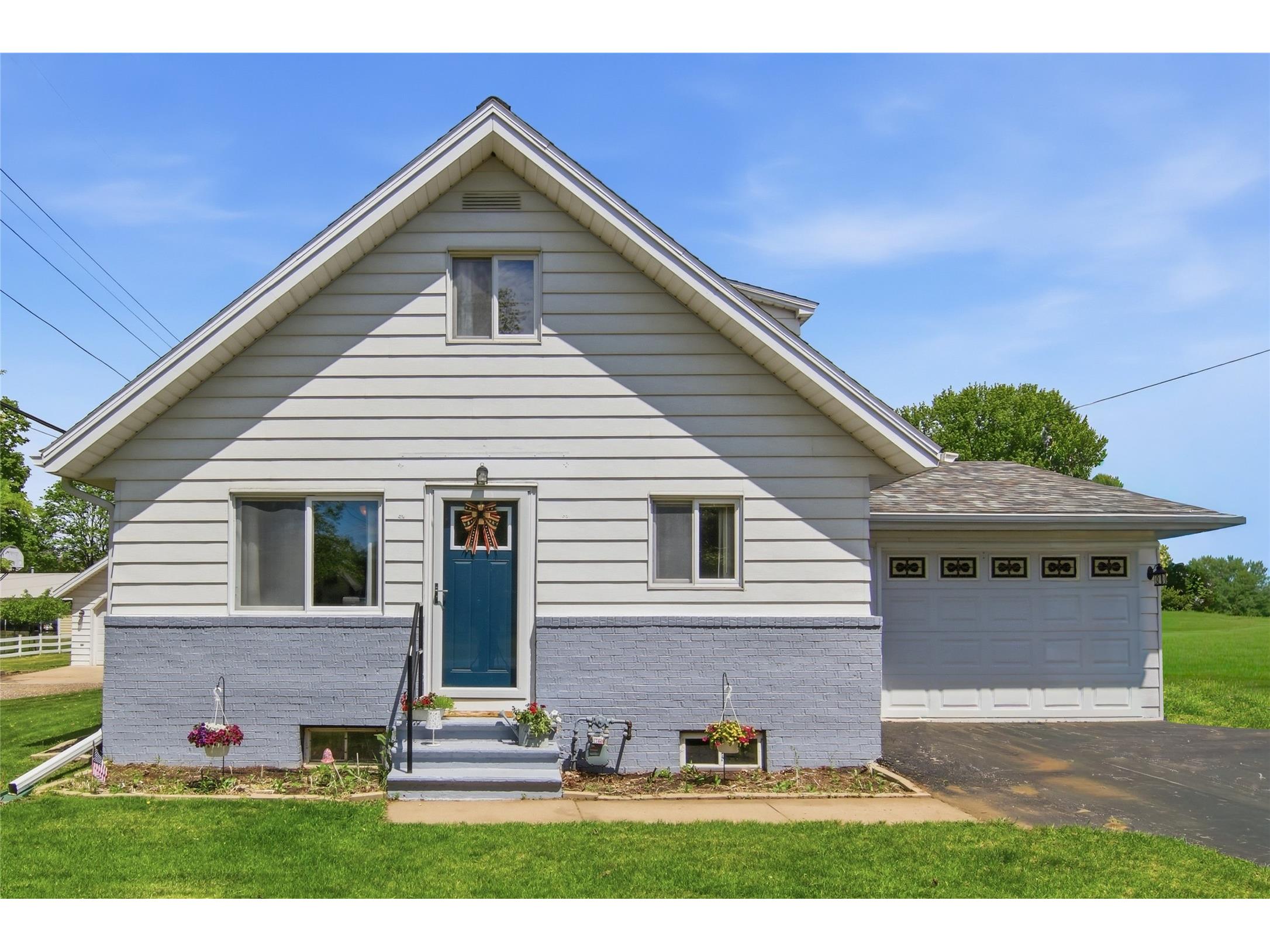 1615 2nd Avenue SE Menomonie WI 54751 1601242 image1