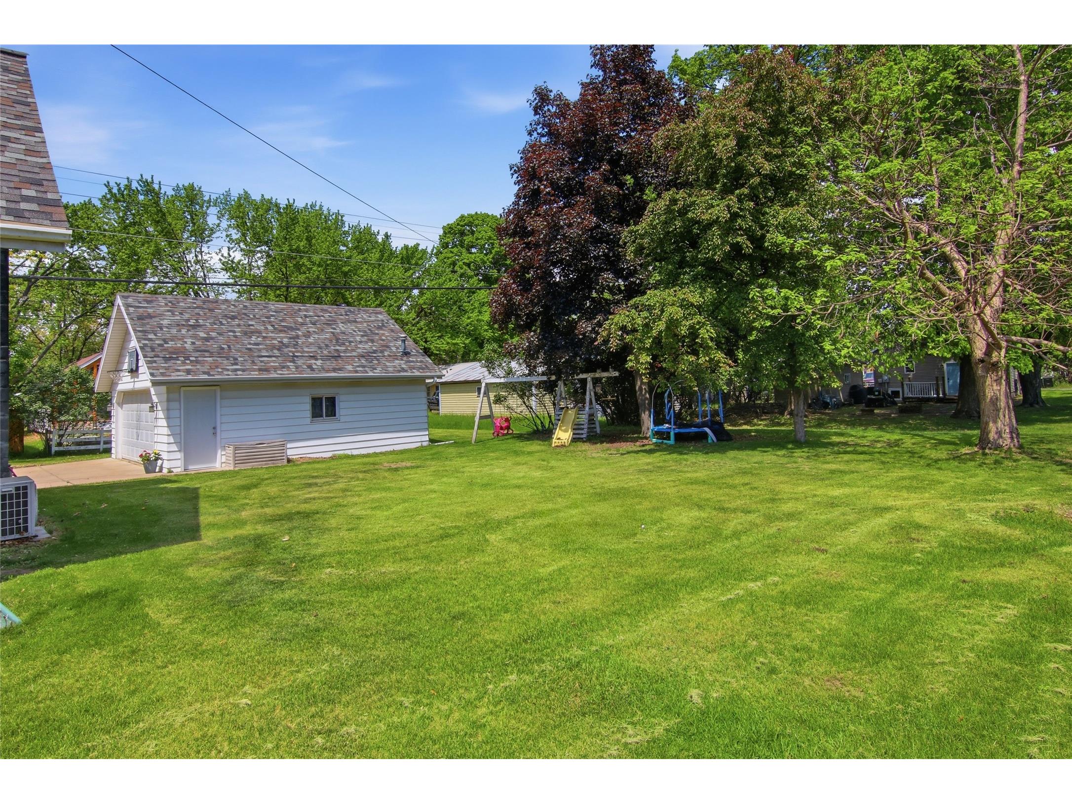 1615 2nd Avenue SE Menomonie WI 54751 1601242 image32