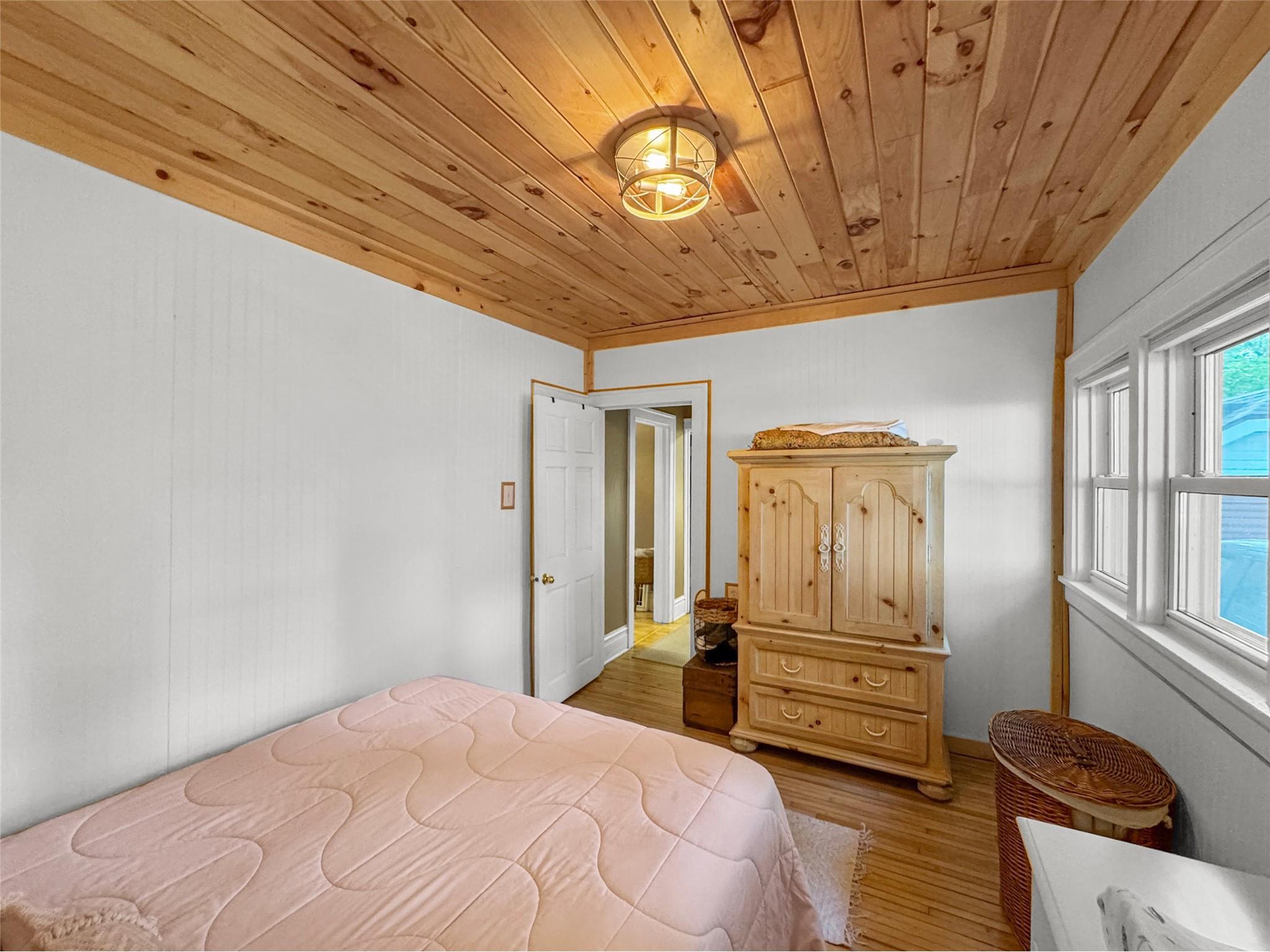 1615 S Broadway Street Menomonie WI 54751 1601897 image15