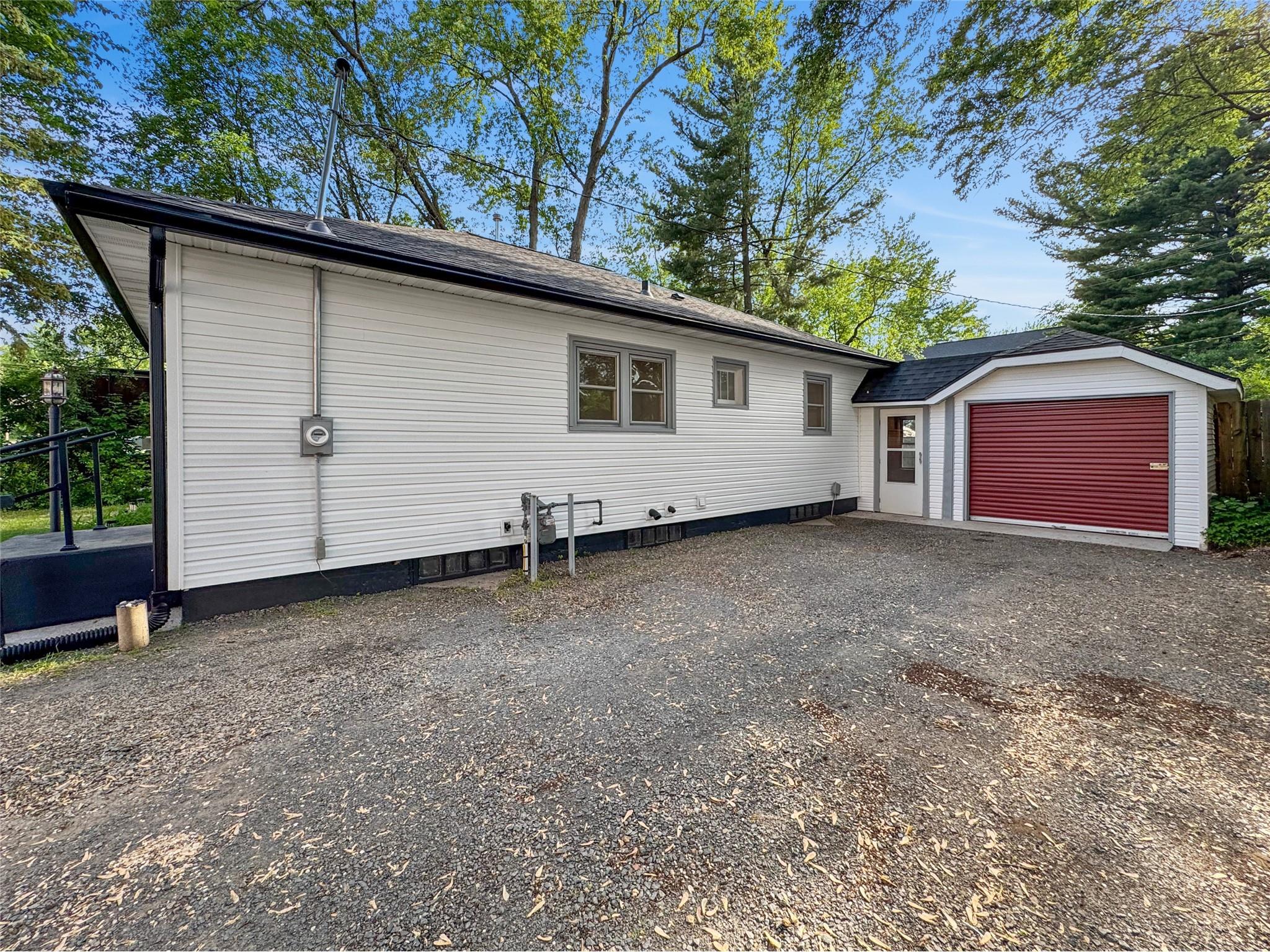 1615 S Broadway Street Menomonie WI 54751 1601897 image31