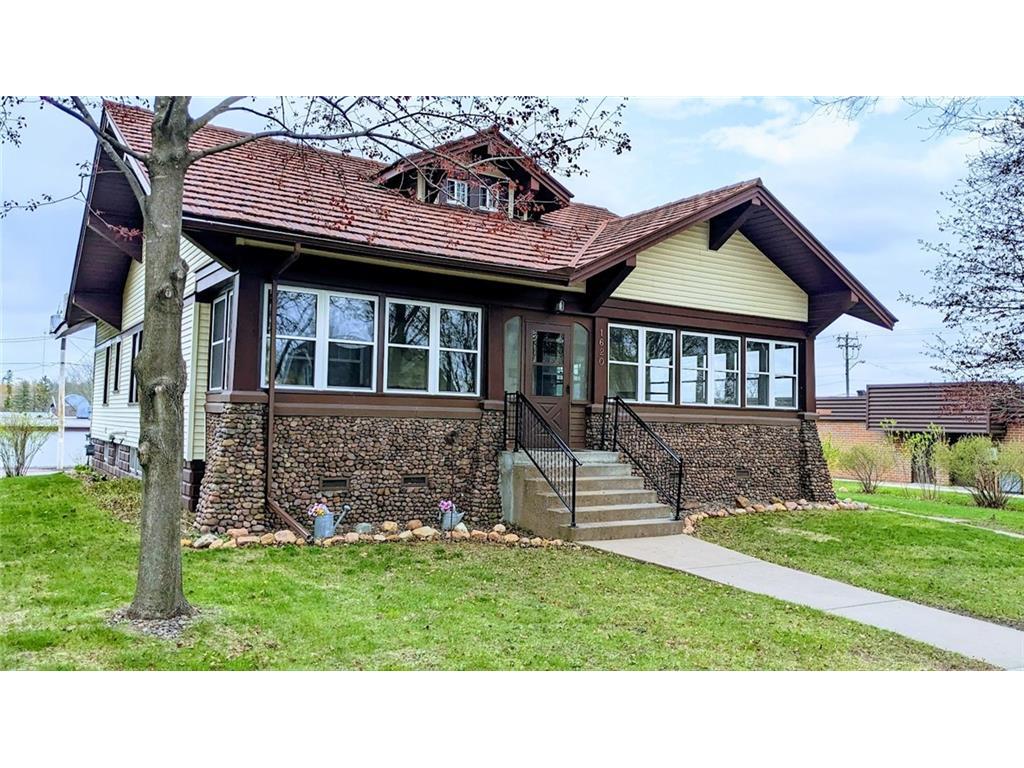 1620 Priddy Street, Bloomer, WI, 54724 MLS 1572996 Edina Realty