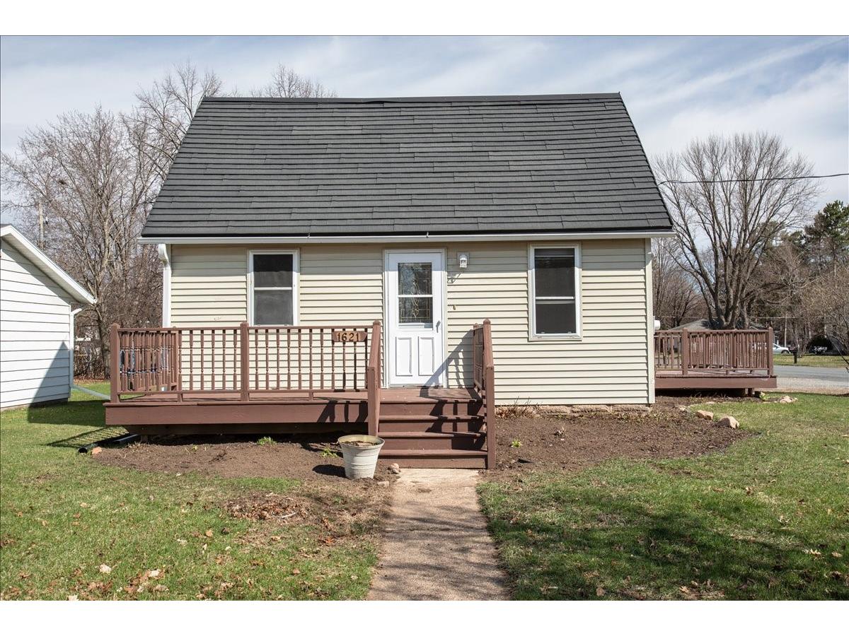 1621 2nd Avenue SE Menomonie WI 54751 1600045 image1