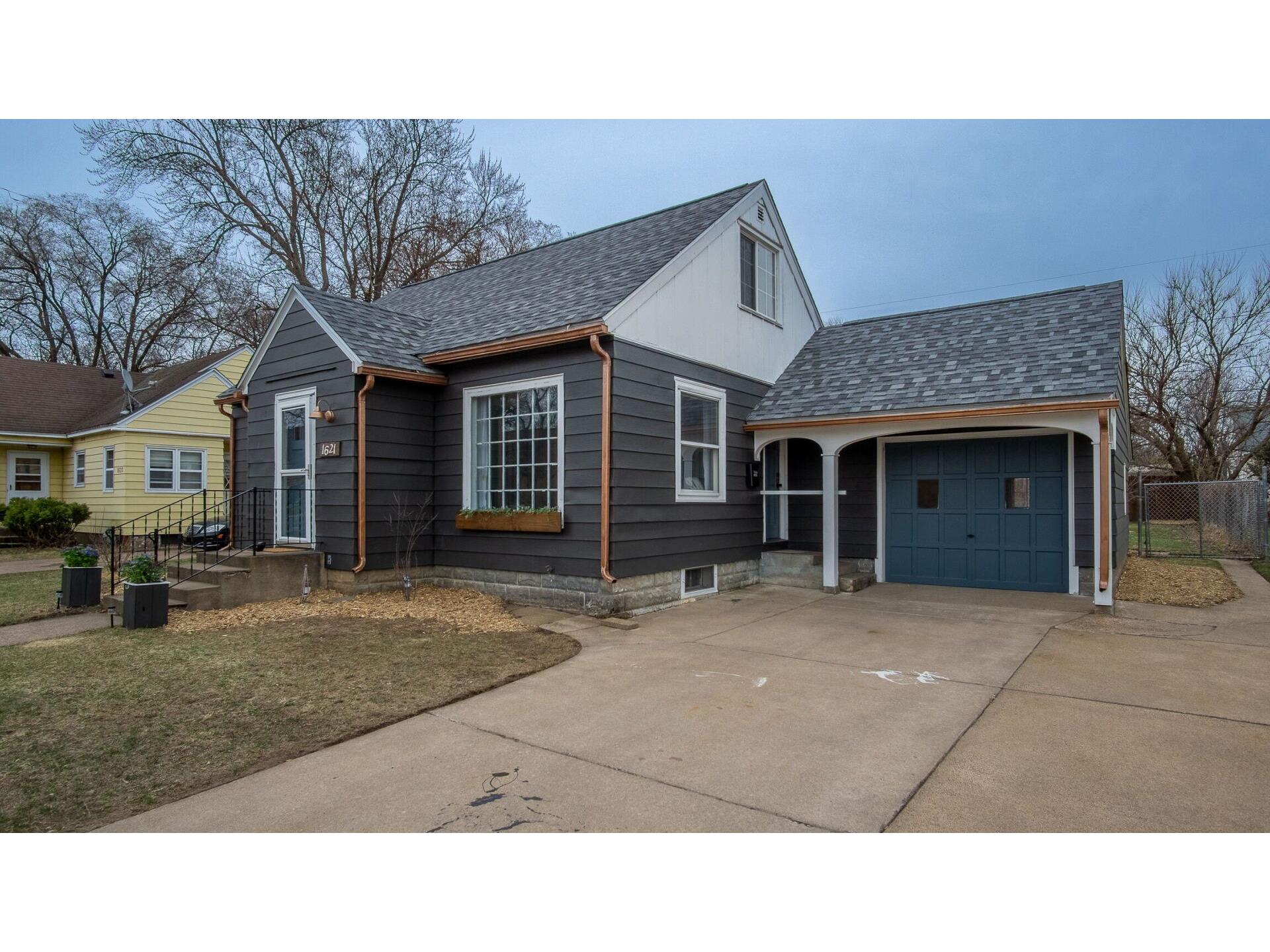 1621 Highland Avenue Eau Claire WI 54701 1599824 image1