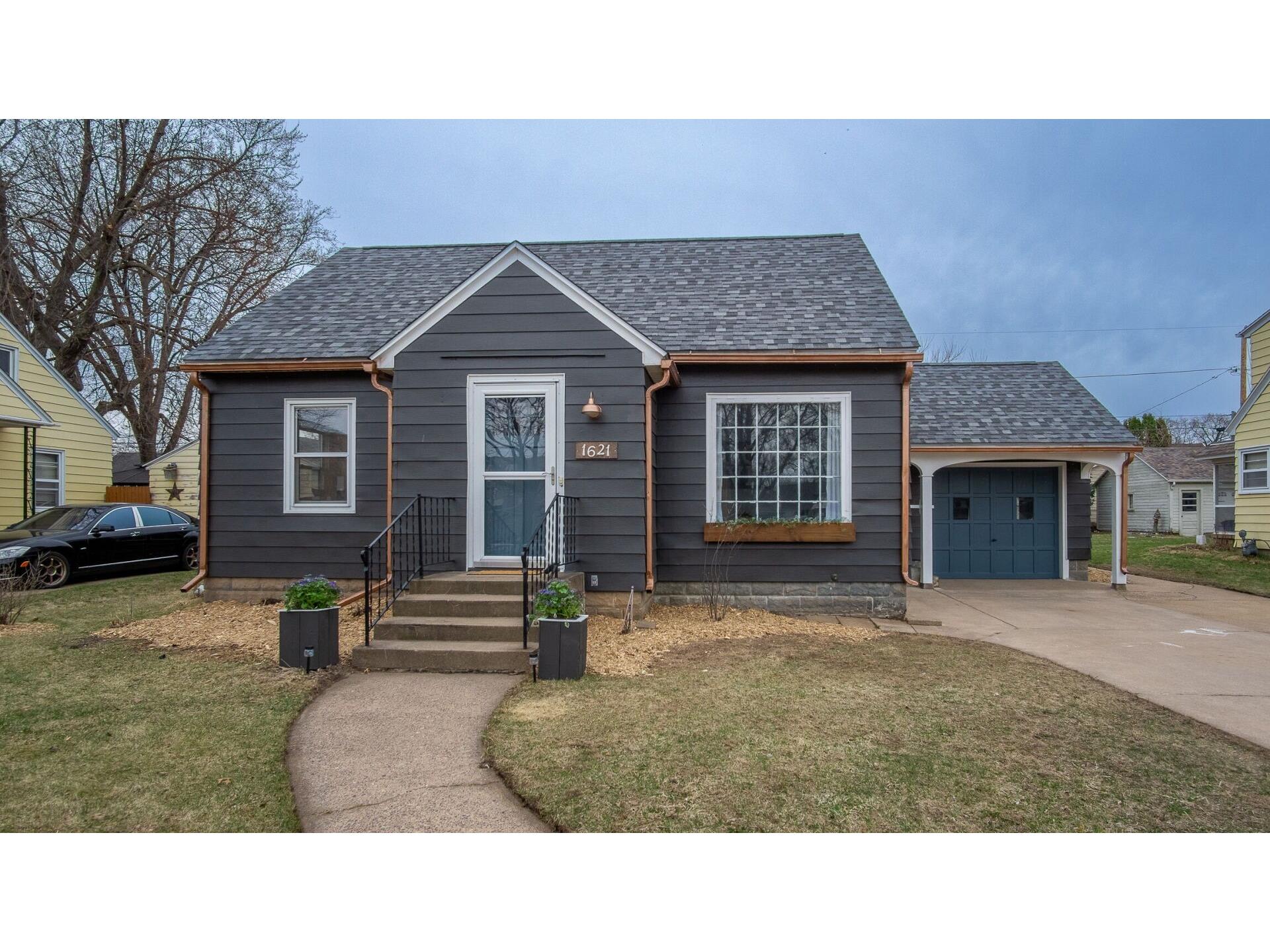 1621 Highland Avenue Eau Claire WI 54701 1599824 image2